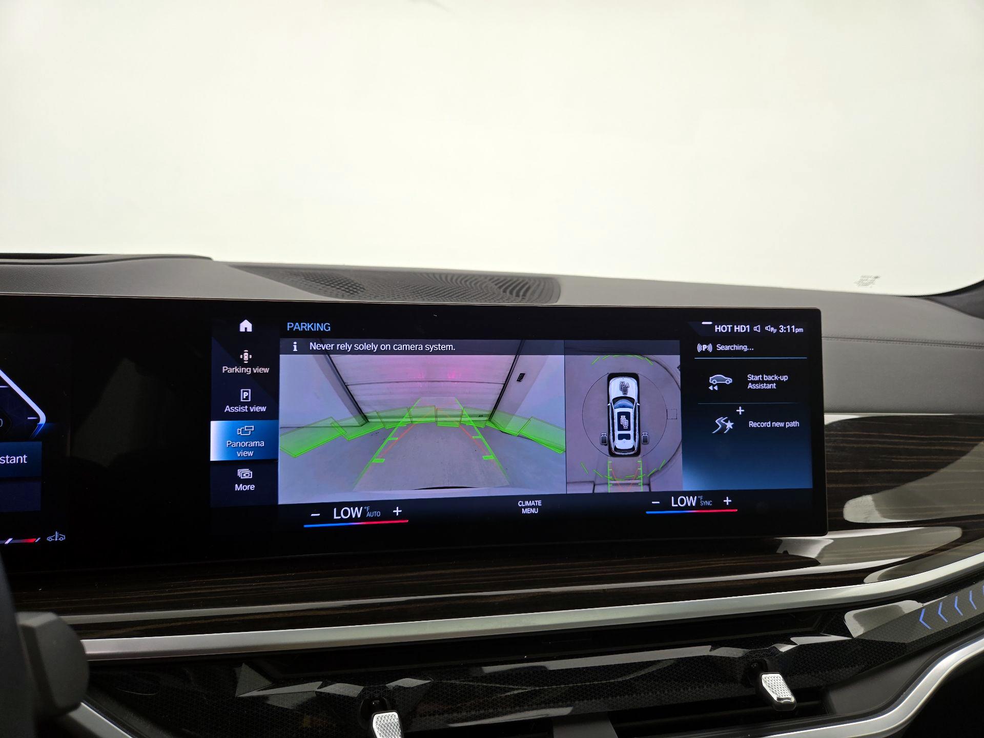 Thumbnail: 2023 BMW X7 - 15