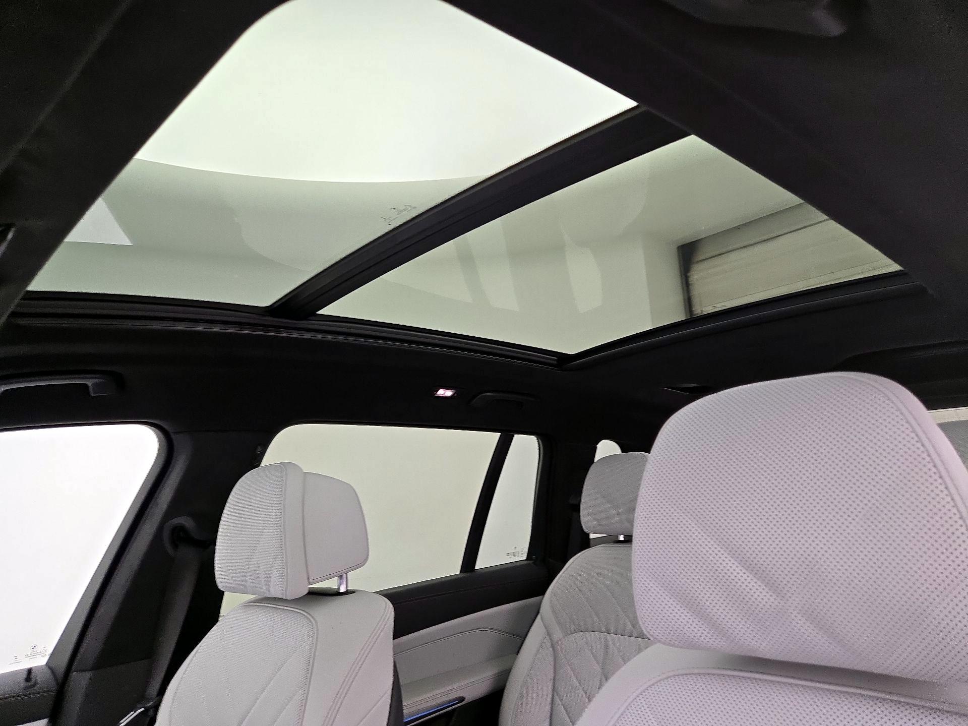 Thumbnail: 2023 BMW X7 - 20