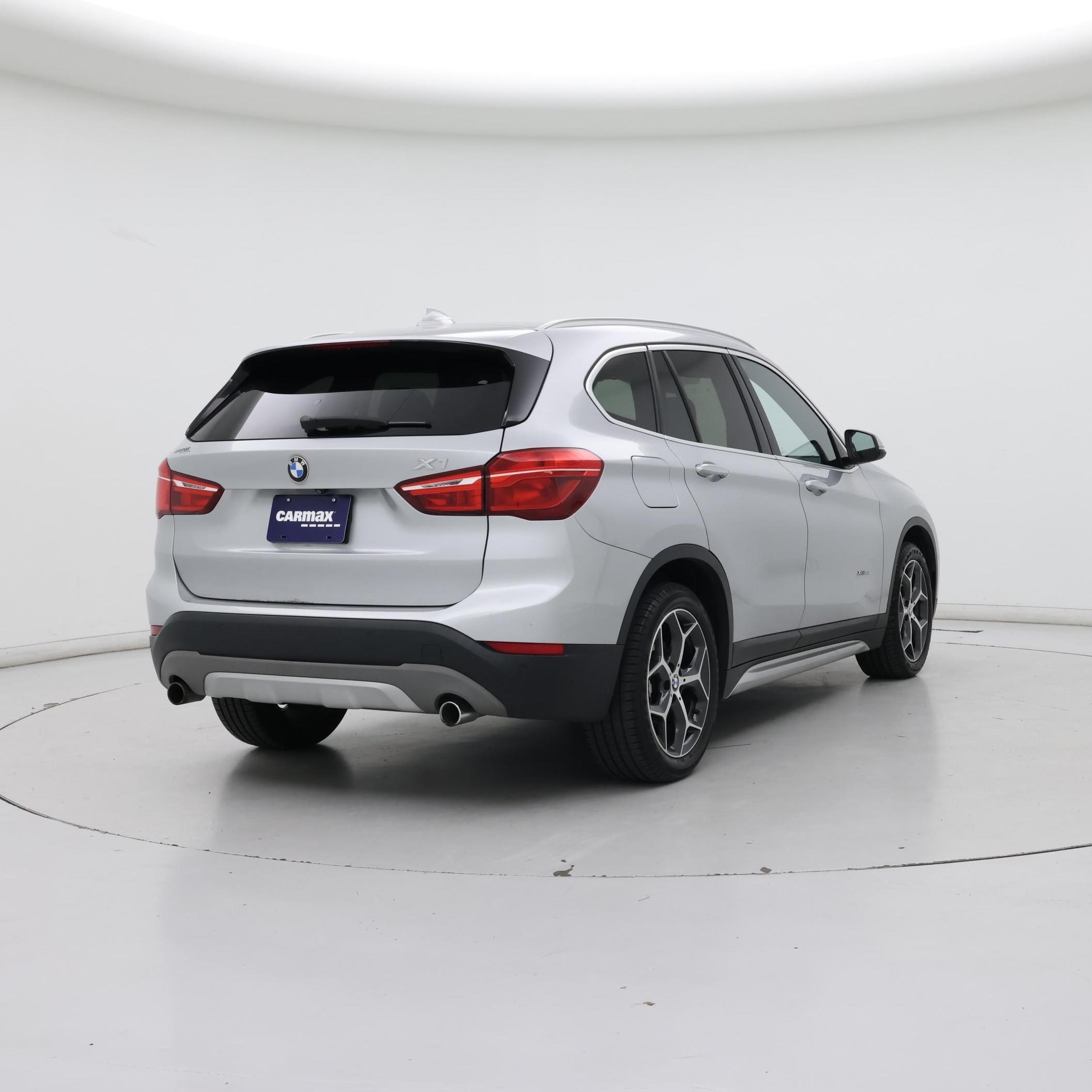 Thumbnail: 2018 BMW X1 - 8