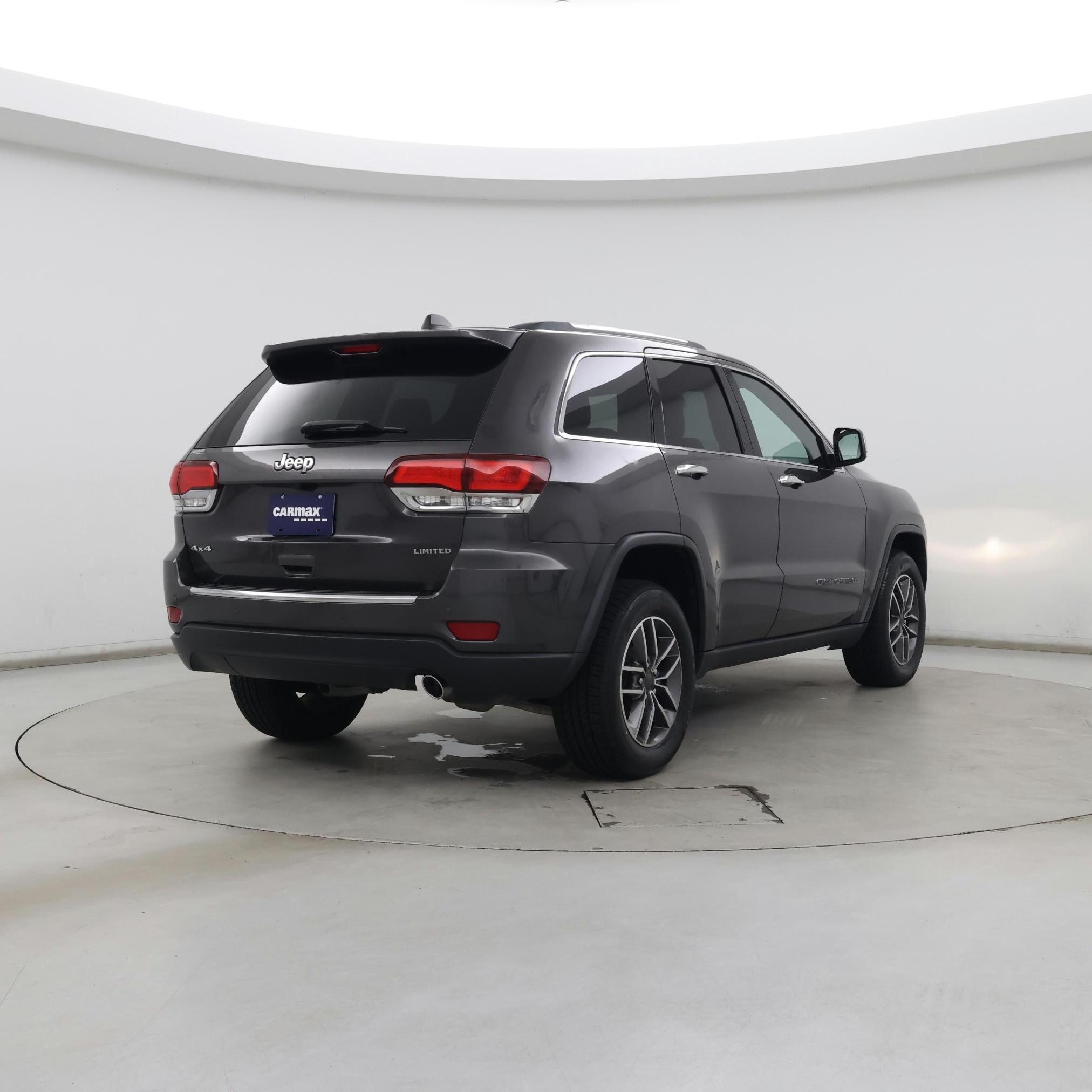 Thumbnail: 2020 Jeep Grand Cherokee - 8