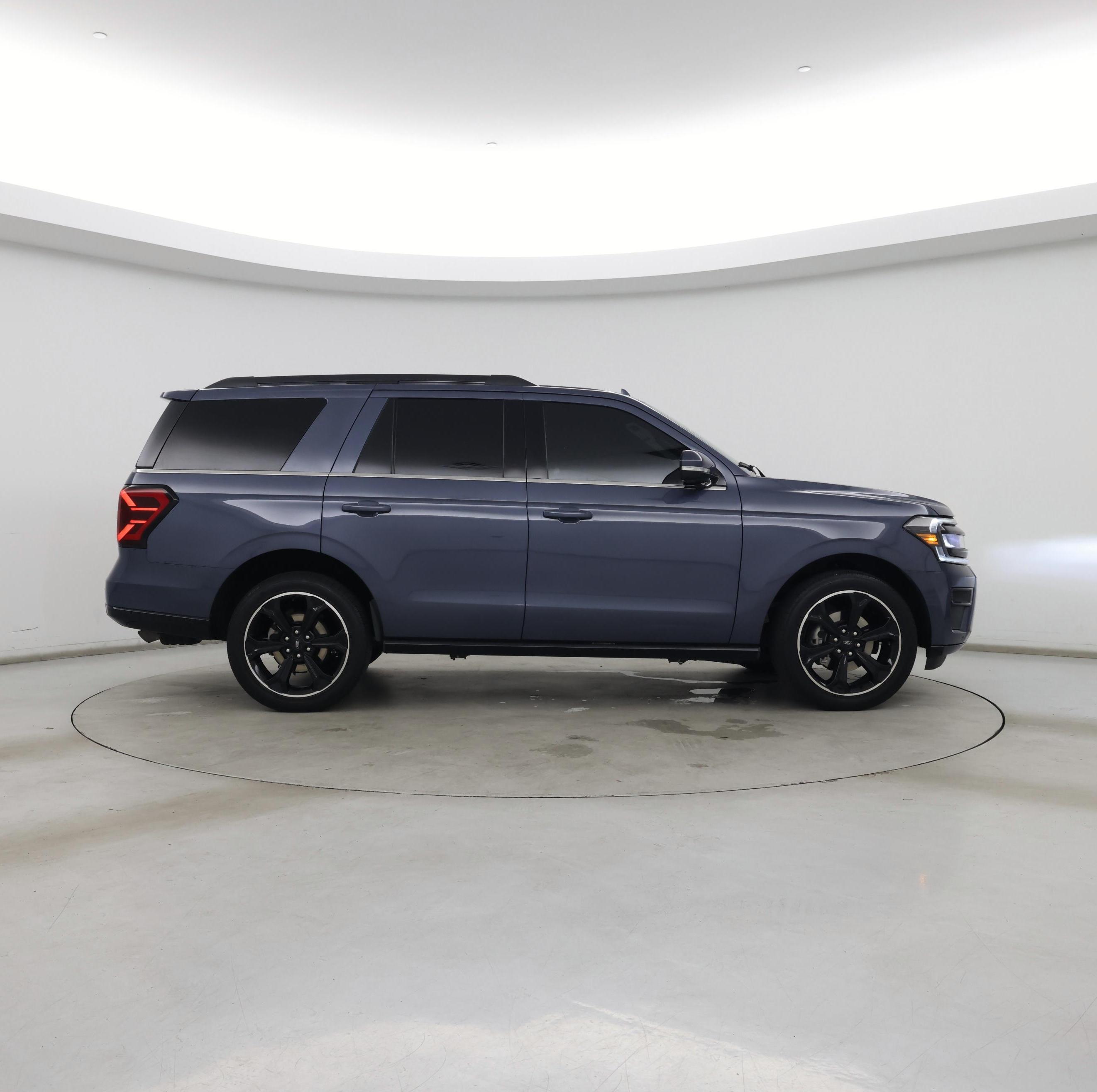 Thumbnail: 2023 Ford Expedition - 7