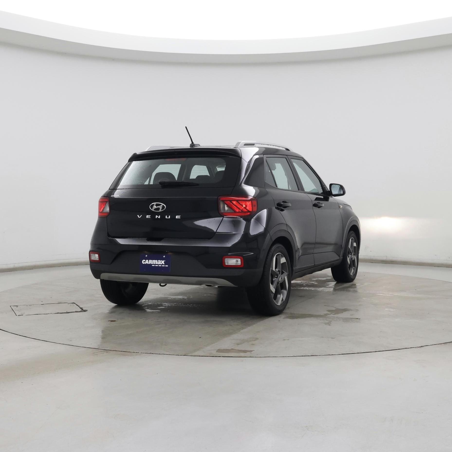 Thumbnail: 2023 Hyundai Venue - 8