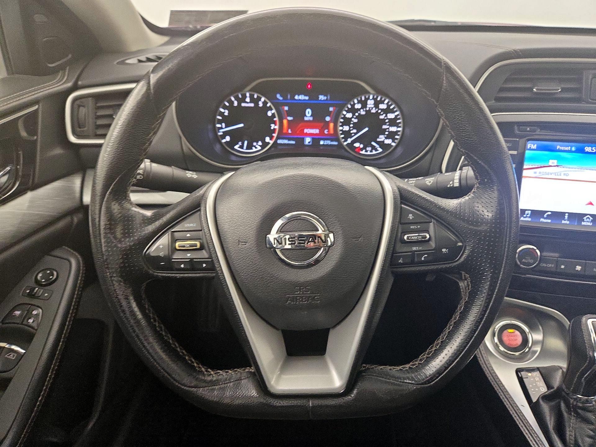 Thumbnail: 2016 Nissan Maxima - 10