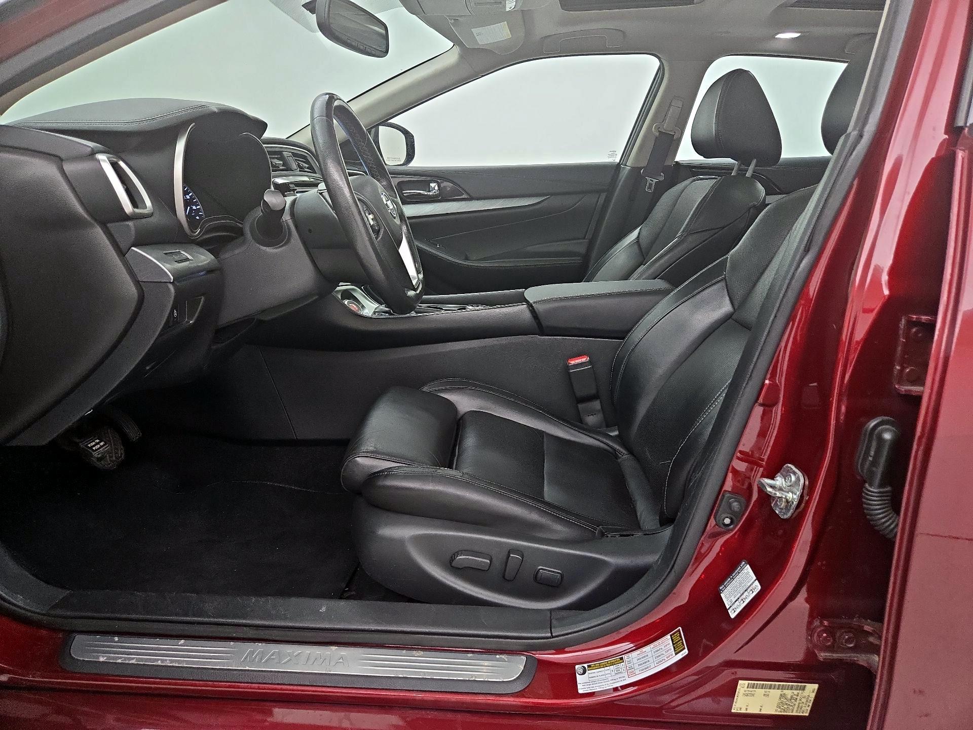 Thumbnail: 2016 Nissan Maxima - 11