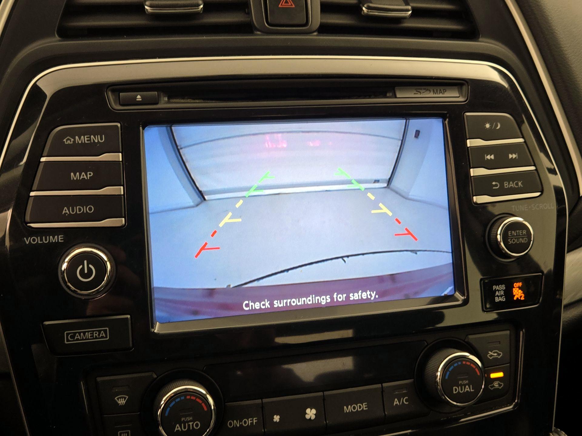 Thumbnail: 2016 Nissan Maxima - 15