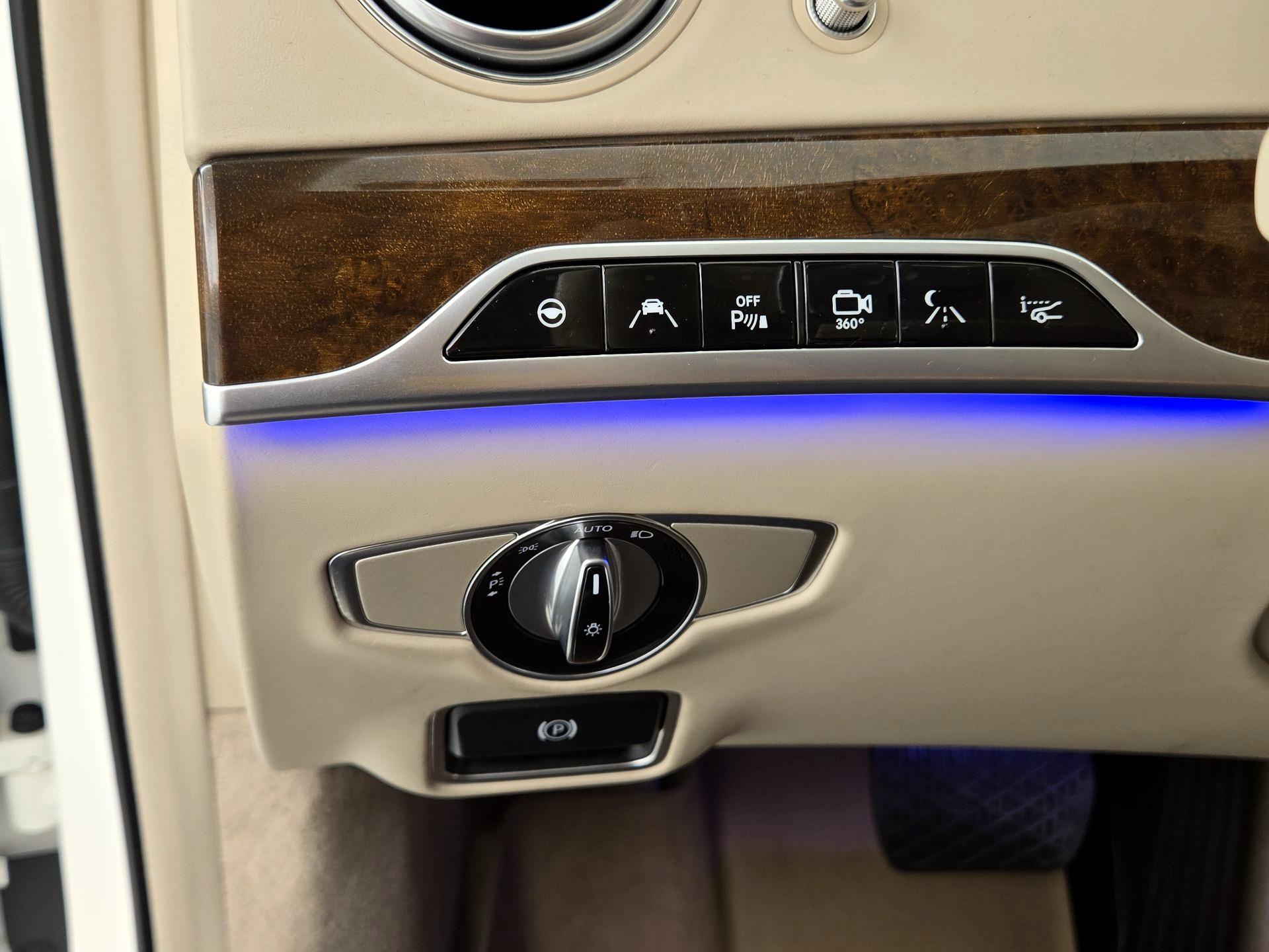 Thumbnail: 2016 Mercedes-Benz S-Class - 13