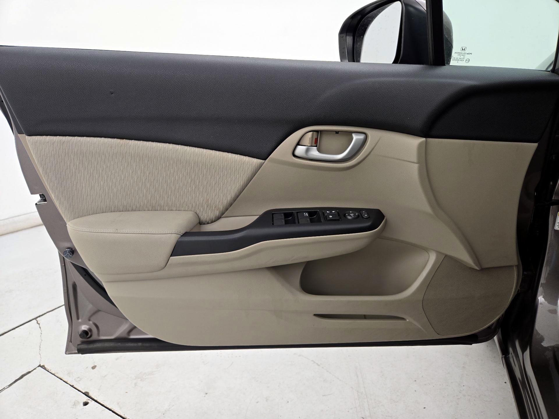 Thumbnail: 2014 Honda Civic - 12