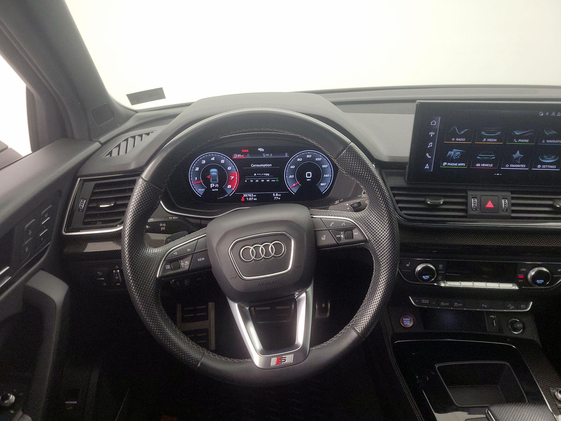 Thumbnail: 2021 Audi SQ5 - 10