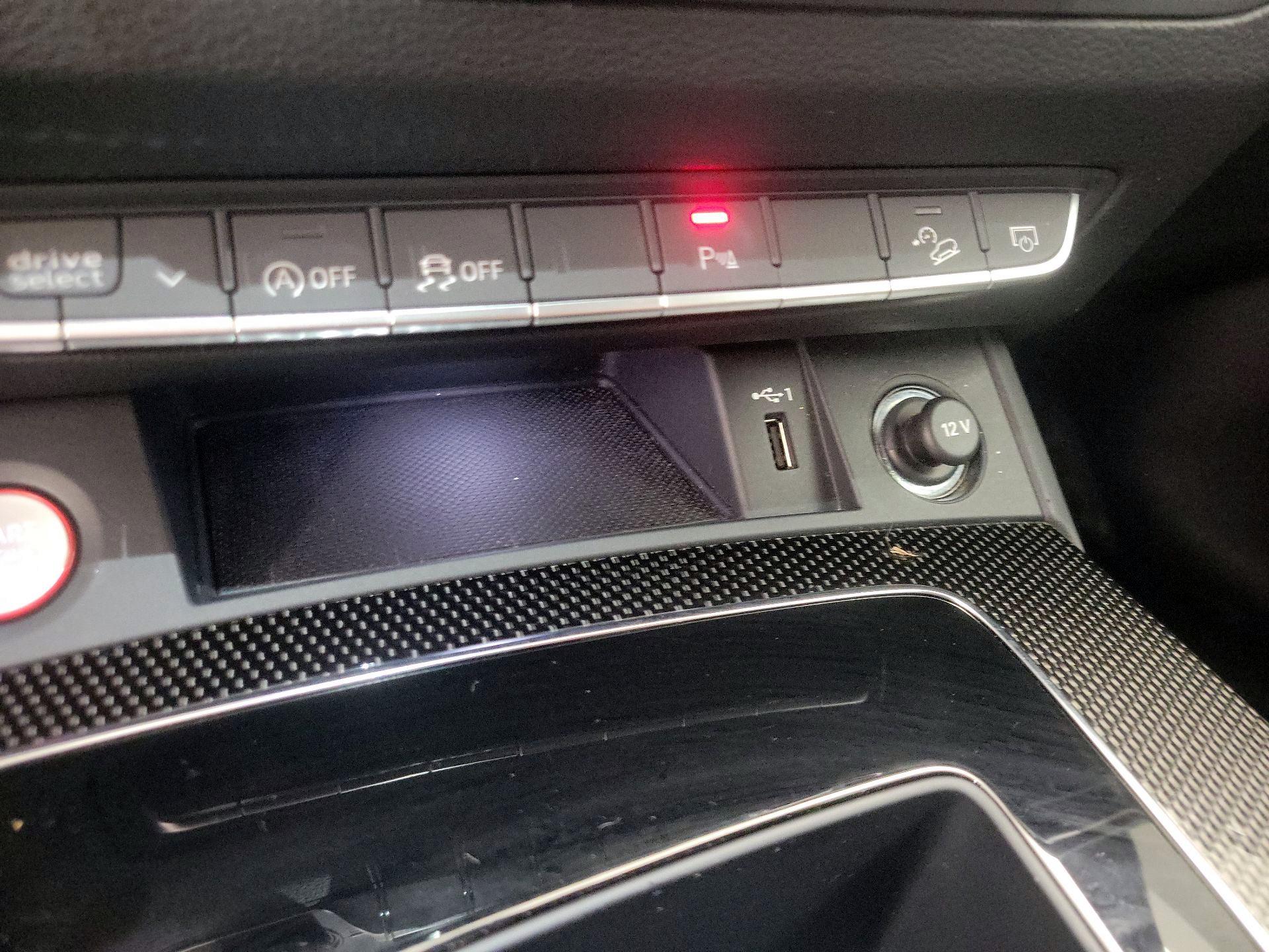 Thumbnail: 2021 Audi SQ5 - 18