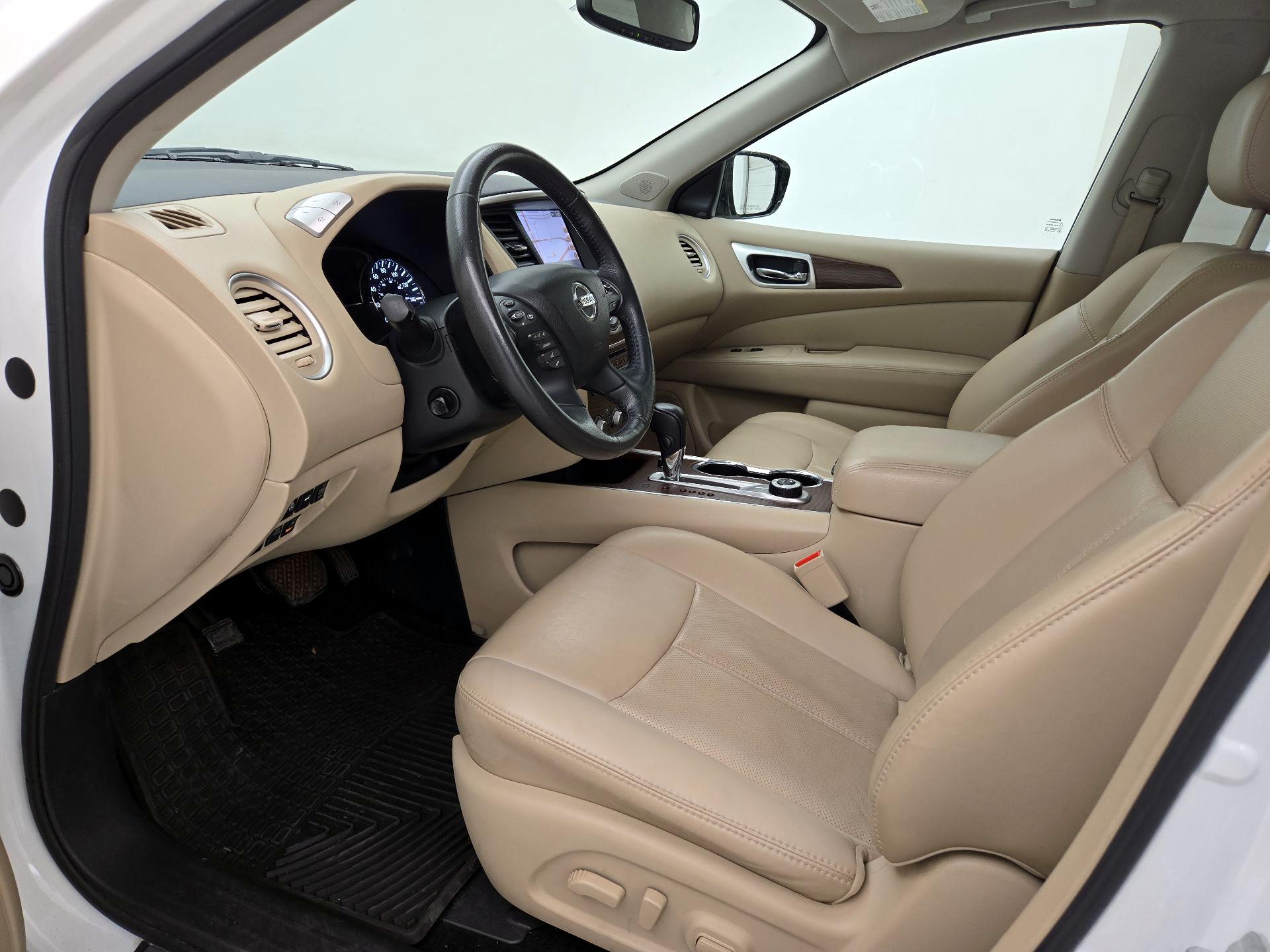 Thumbnail: 2017 Nissan Pathfinder - 11