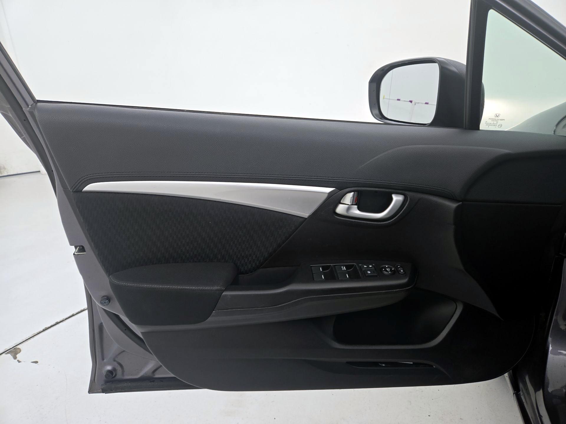Thumbnail: 2015 Honda Civic - 12