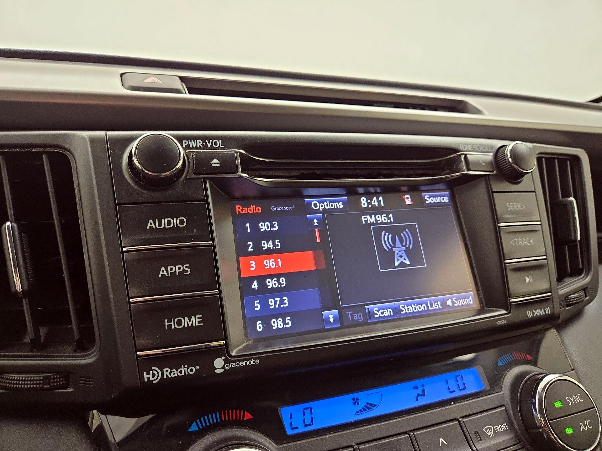 Thumbnail: 2017 Toyota RAV4 - 15