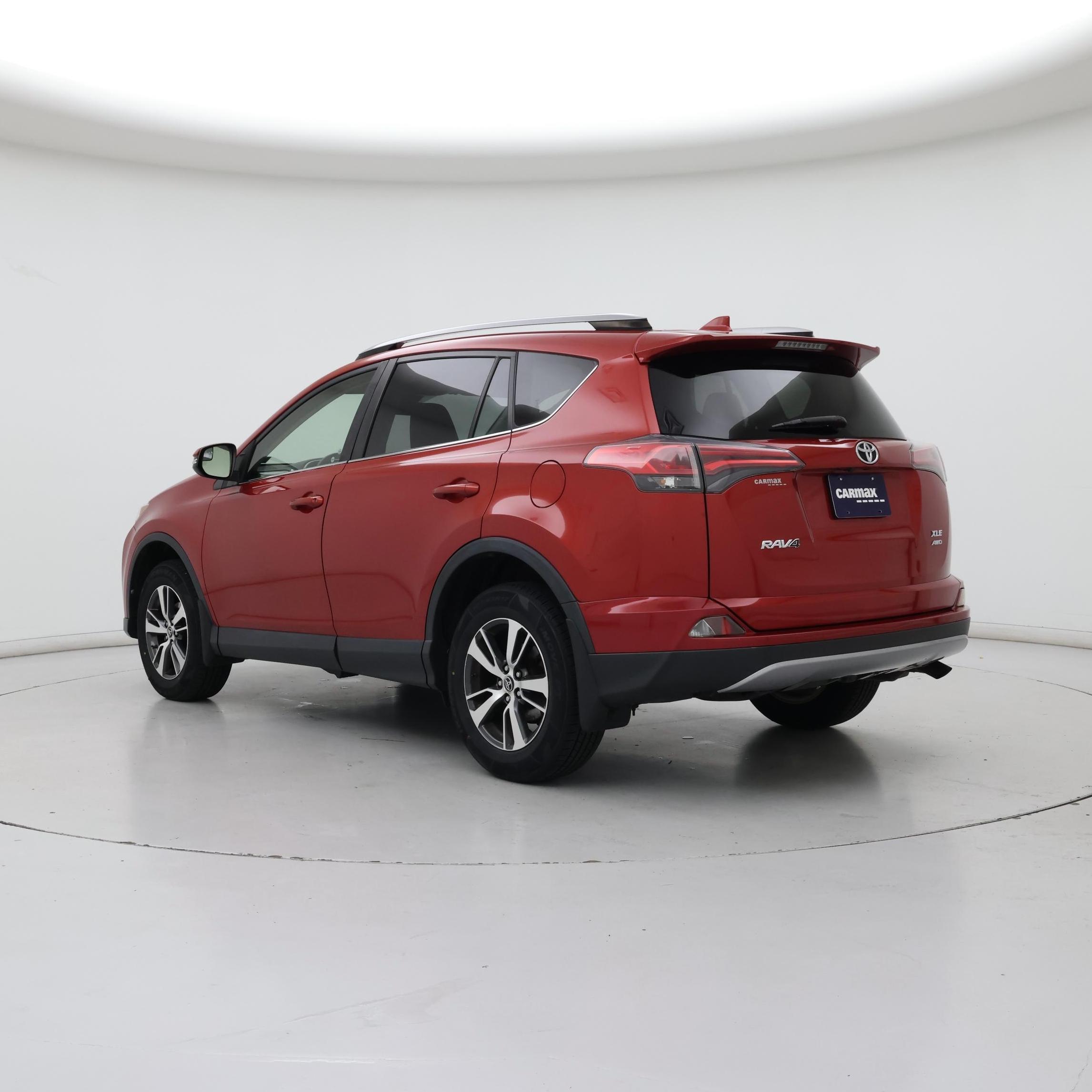 Thumbnail: 2017 Toyota RAV4 - 2