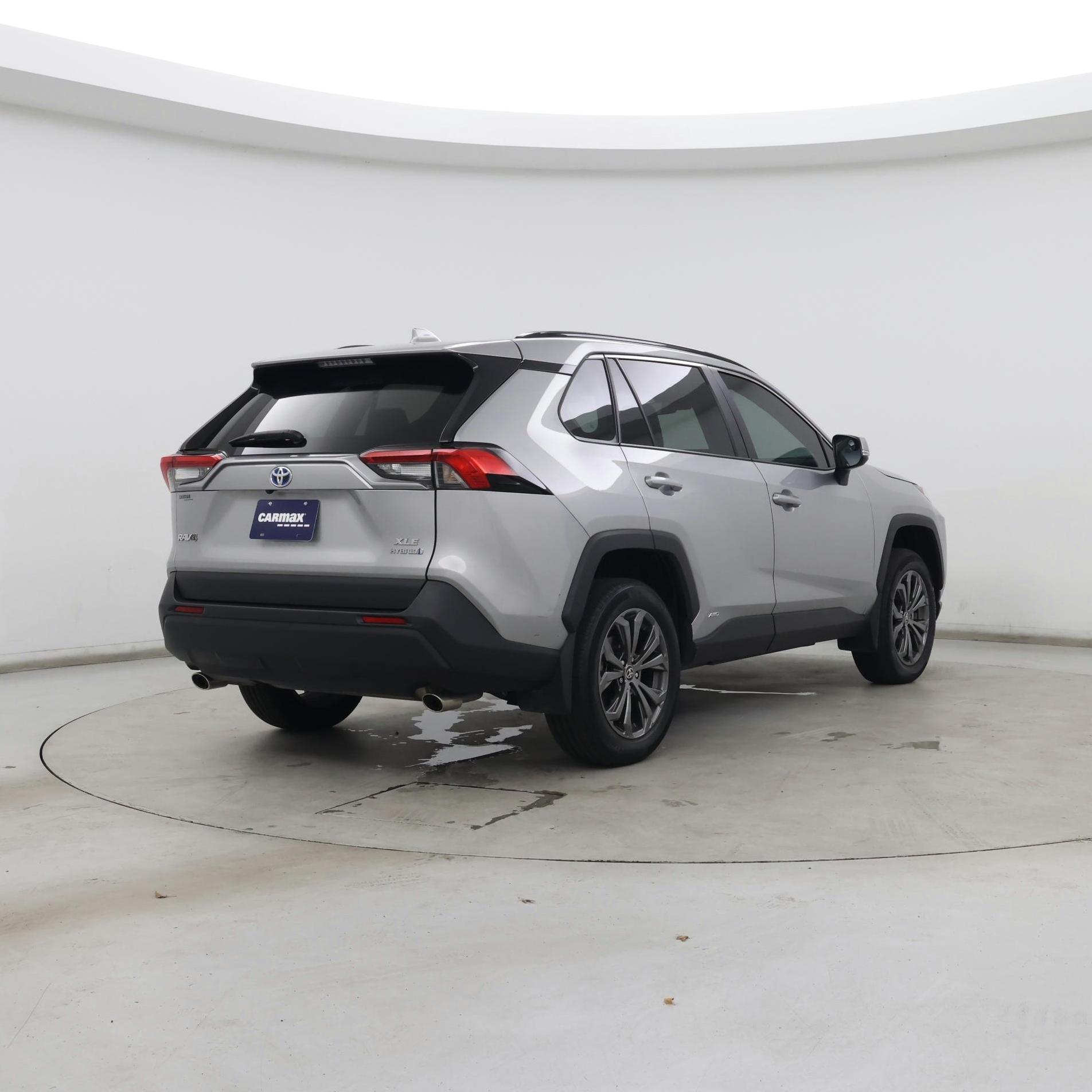 Thumbnail: 2024 Toyota RAV4 - 8