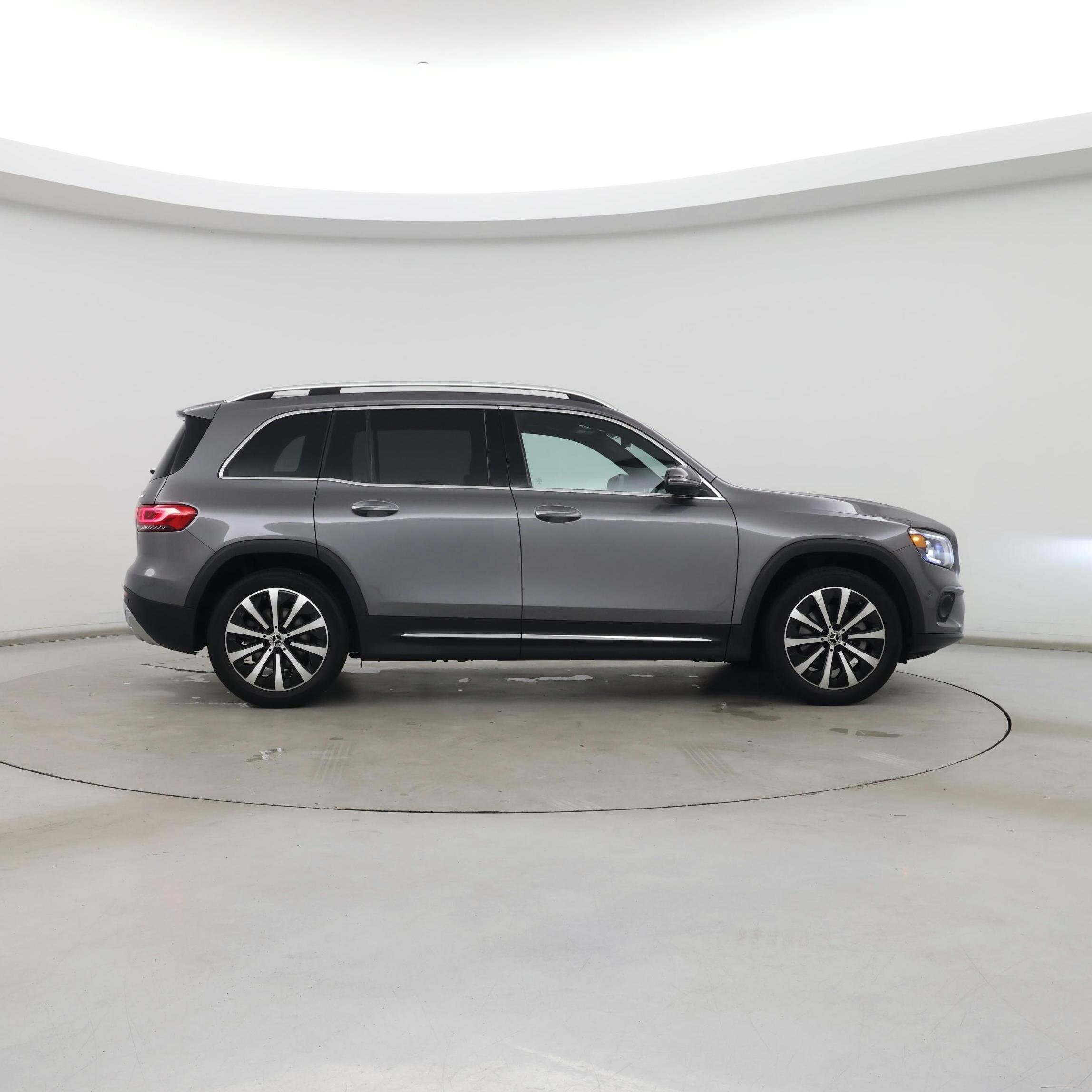 Thumbnail: 2023 Mercedes-Benz GLB - 7