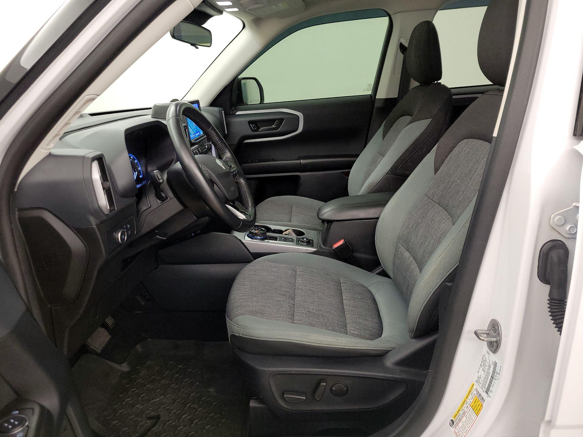 Thumbnail: 2021 Ford Bronco Sport - 11