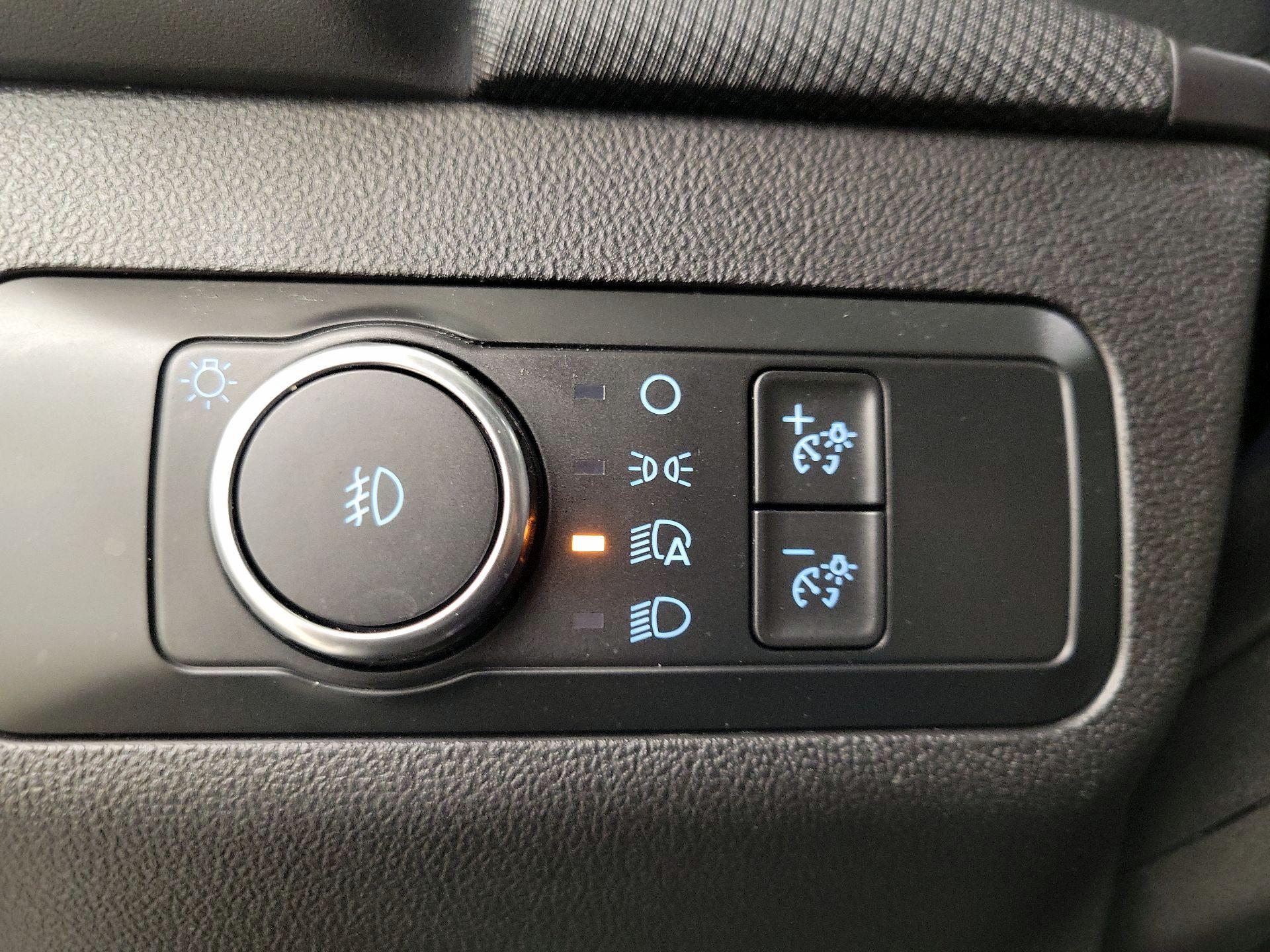 Thumbnail: 2021 Ford Bronco Sport - 13