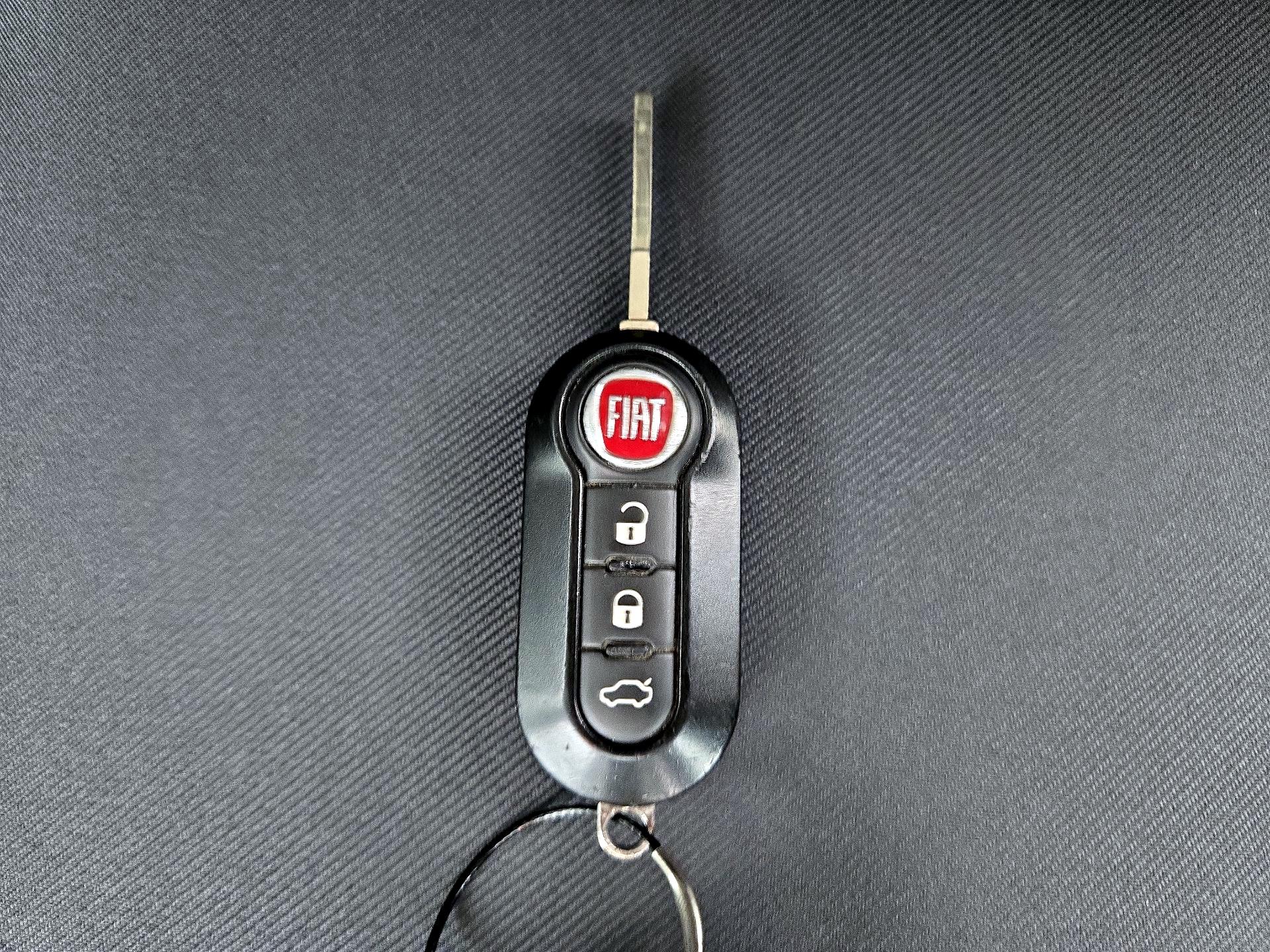 Thumbnail: 2015 Fiat 500 - 20