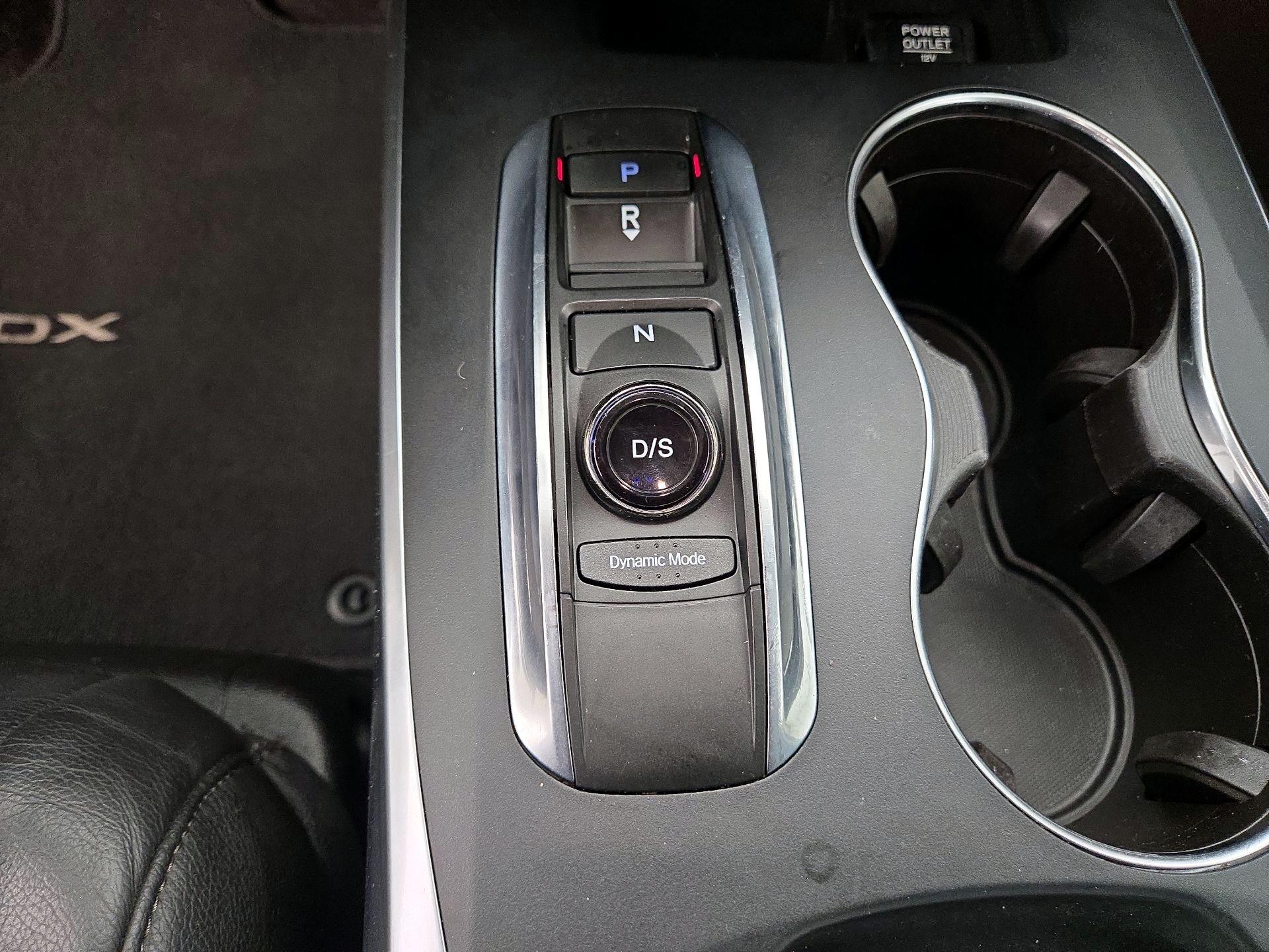 Thumbnail: 2017 Acura MDX - 18