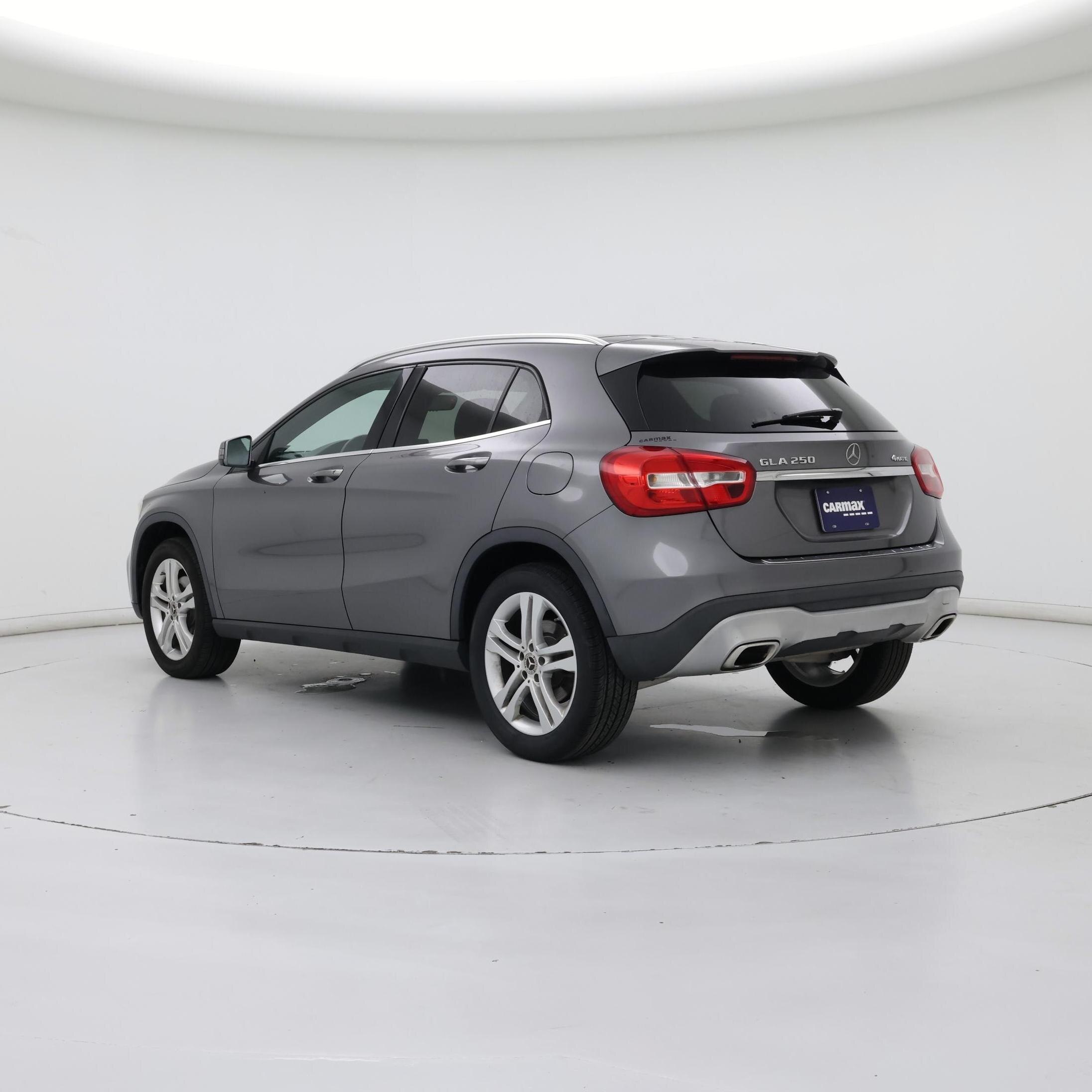 Thumbnail: 2019 Mercedes-Benz GLA - 2