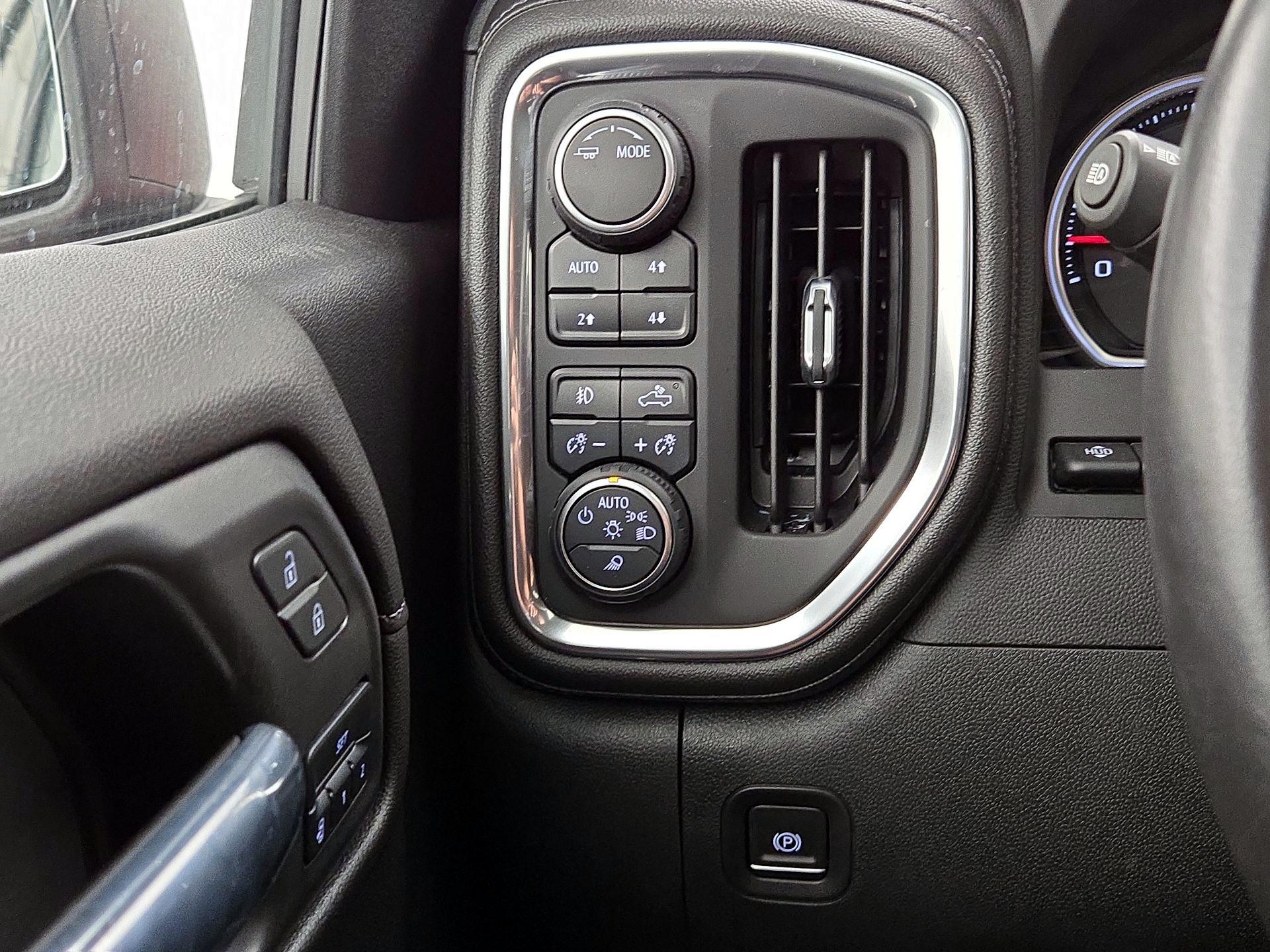 Thumbnail: 2022 Chevrolet Silverado 1500 - 13