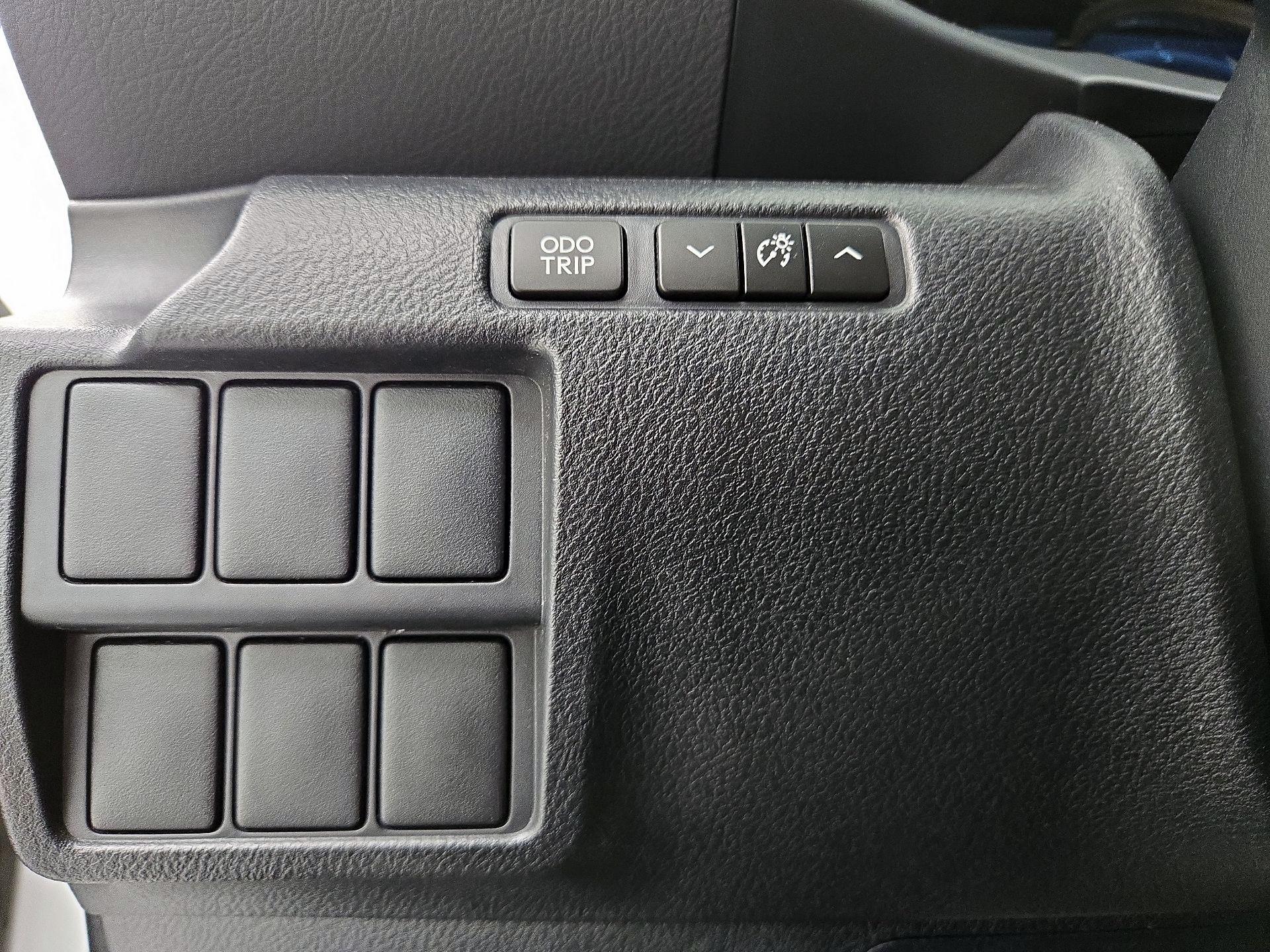 Thumbnail: 2014 Lexus IS - 13