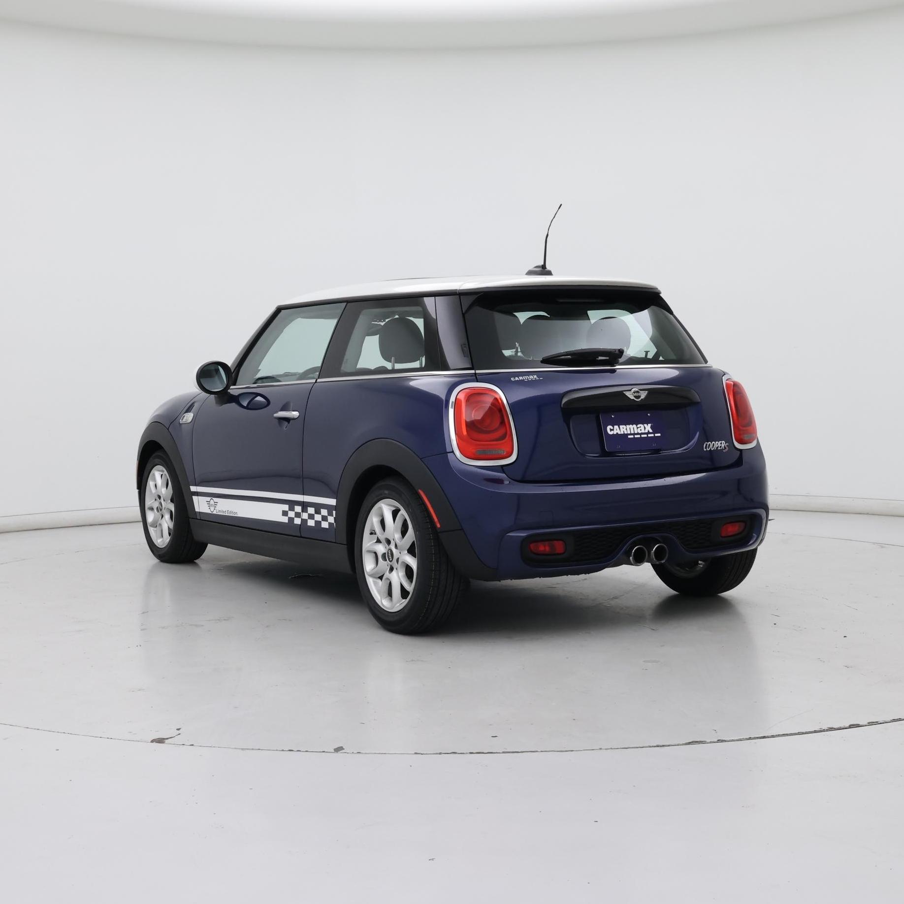 Thumbnail: 2015 MINI Cooper Hardtop - 2