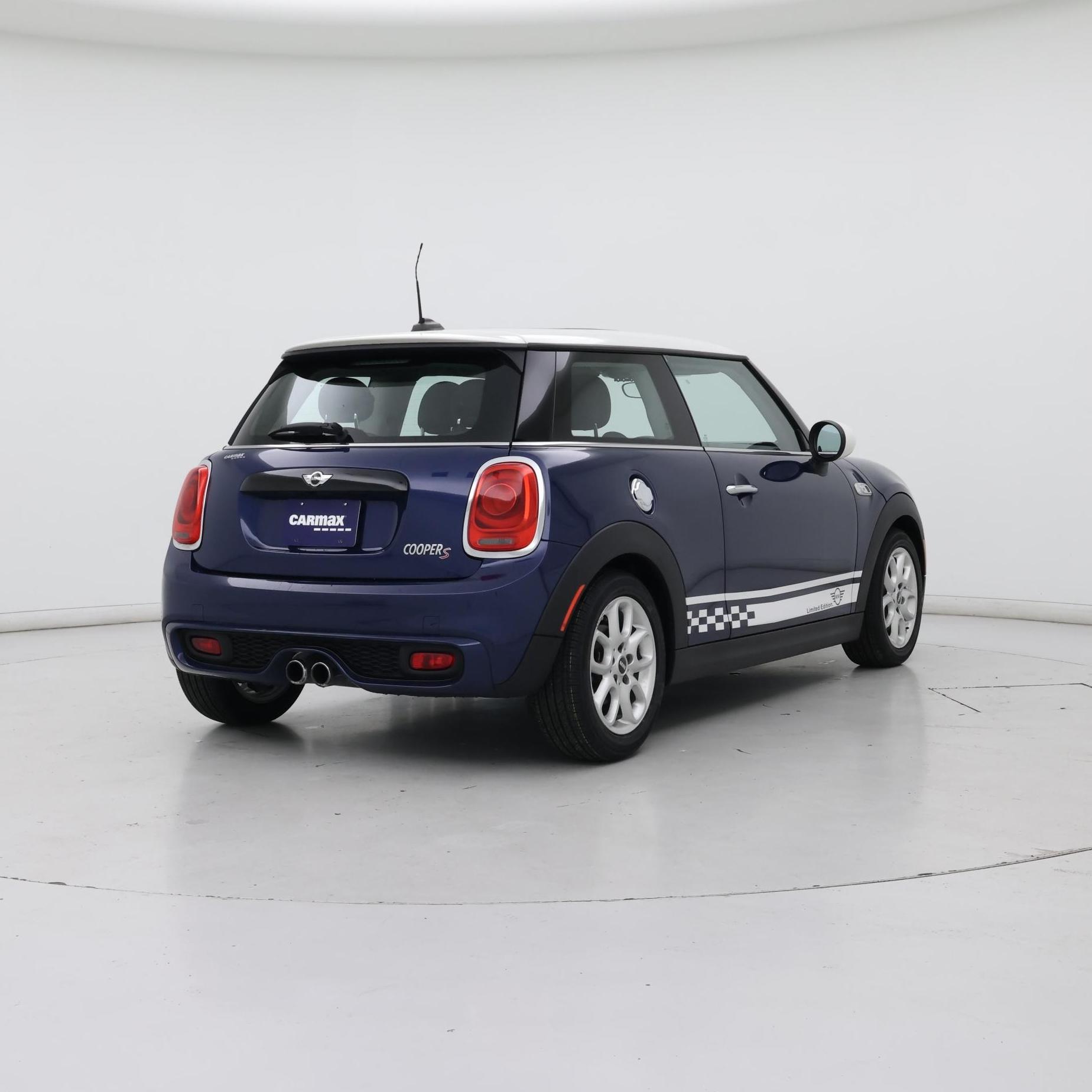 Thumbnail: 2015 MINI Cooper Hardtop - 8