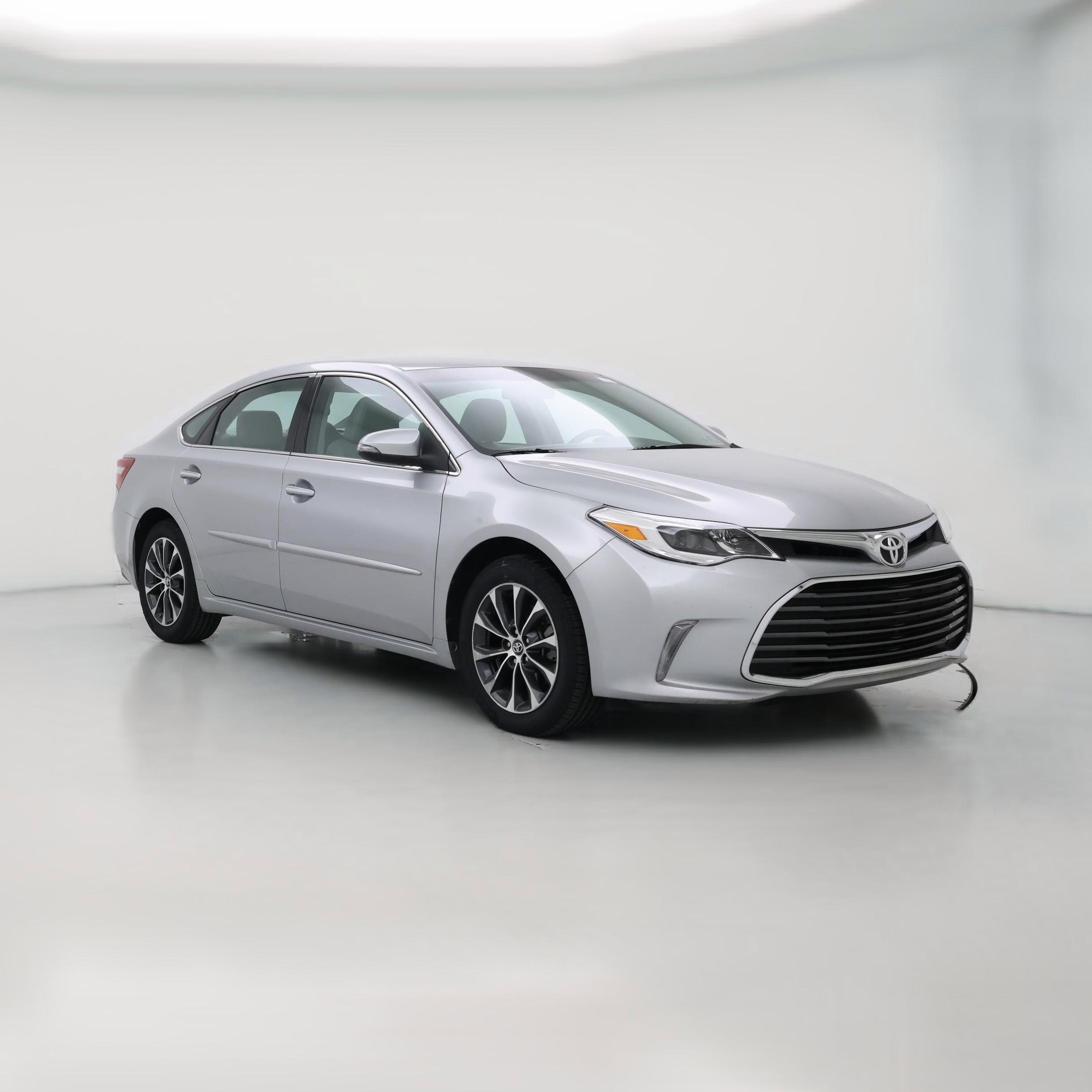 Thumbnail: 2016 Toyota Avalon - 1