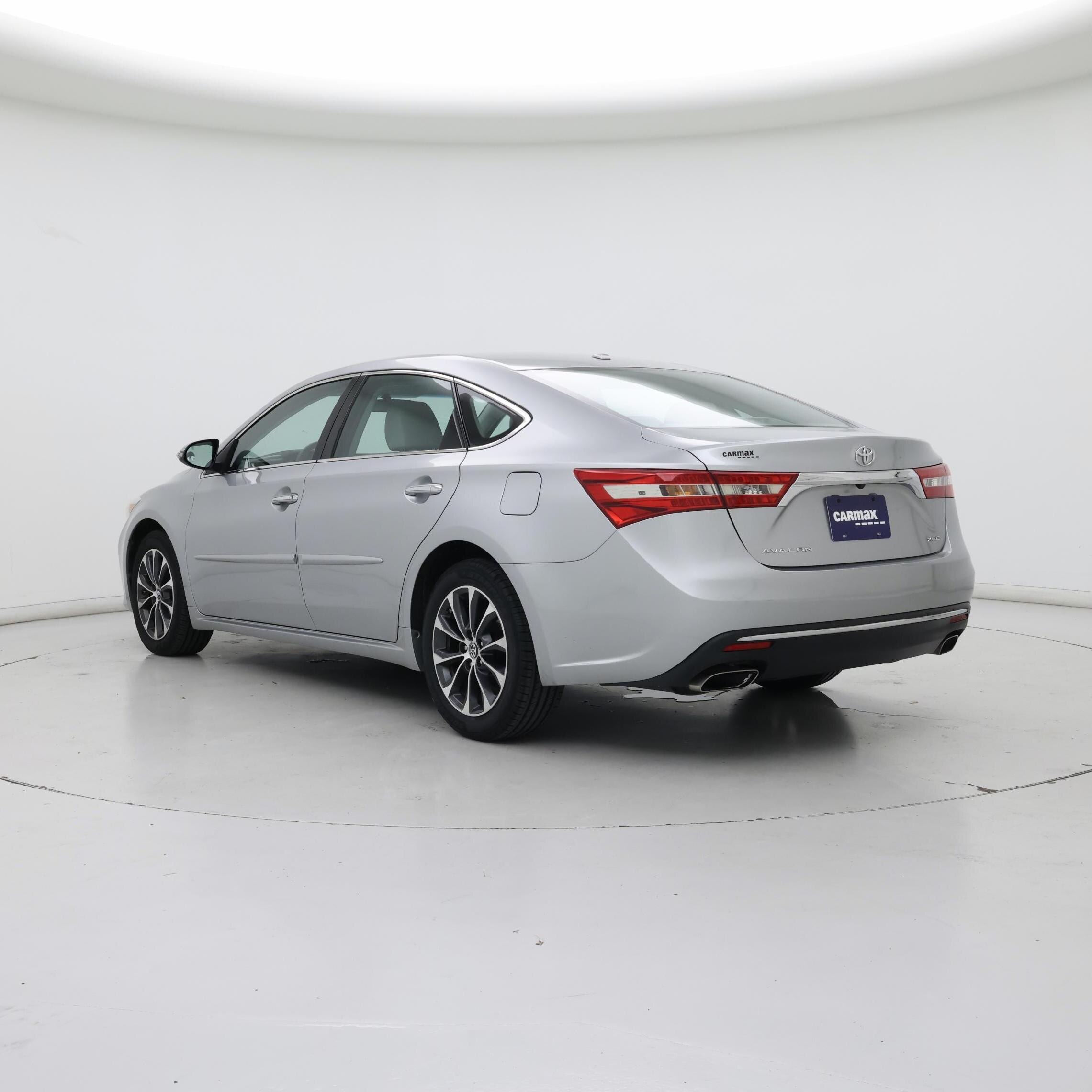 Thumbnail: 2016 Toyota Avalon - 2