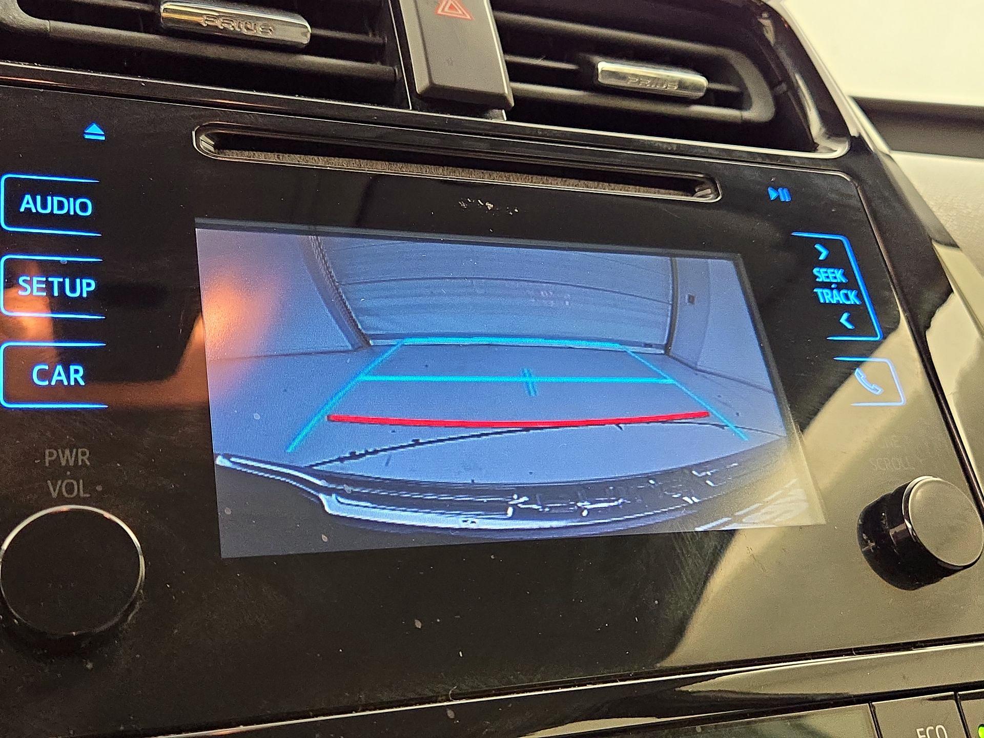 Thumbnail: 2016 Toyota Prius - 14