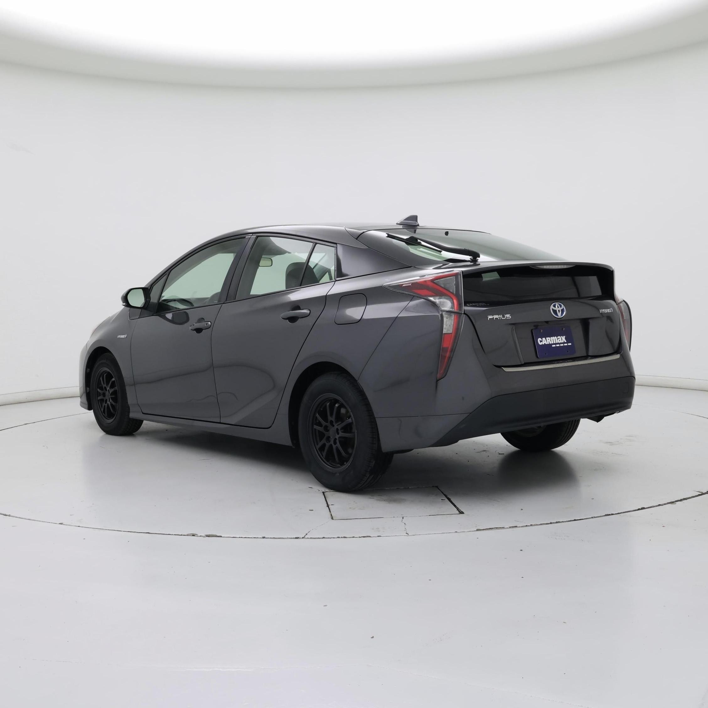 Thumbnail: 2016 Toyota Prius - 2