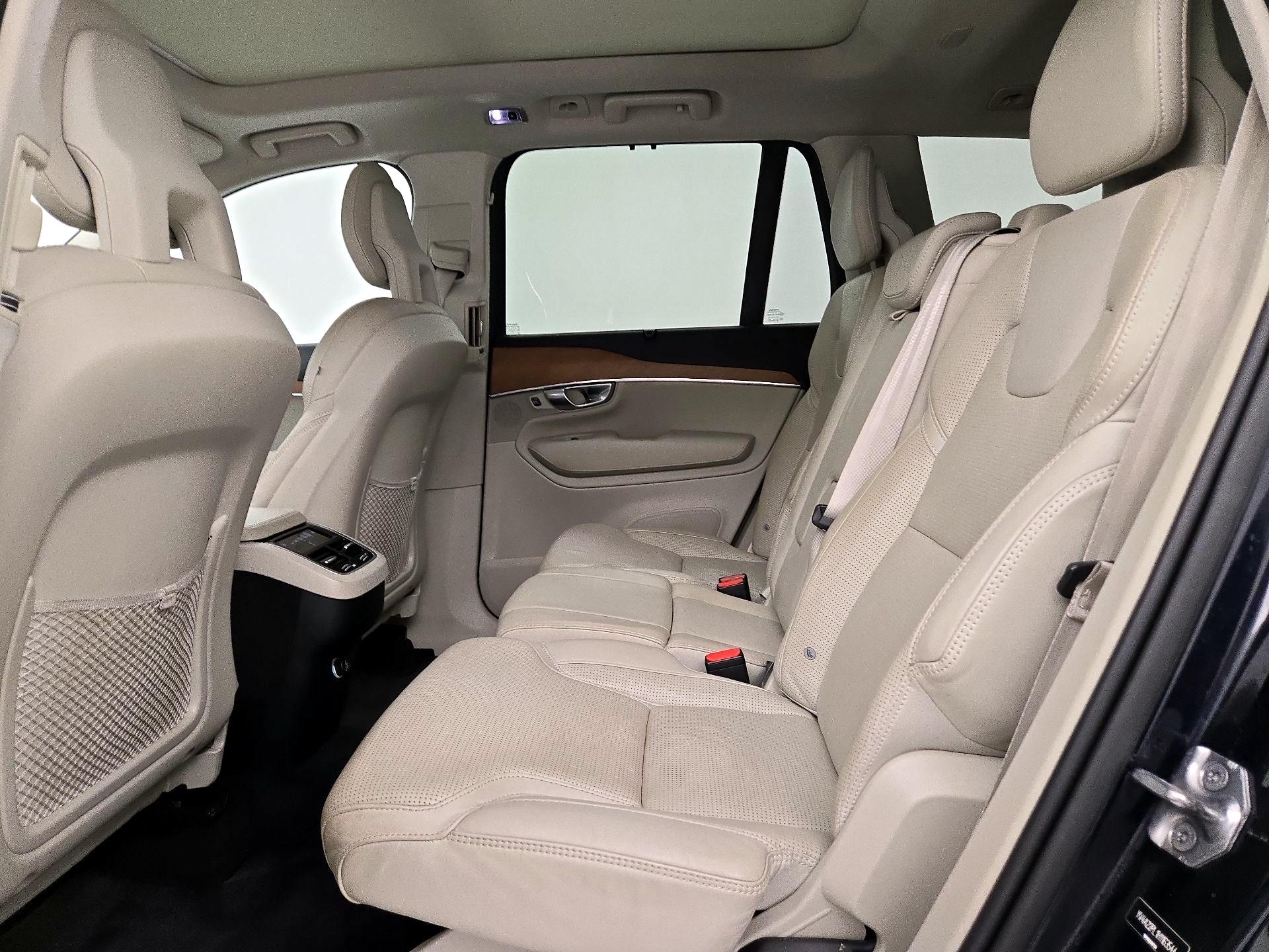 Thumbnail: 2017 Volvo XC90 - 20