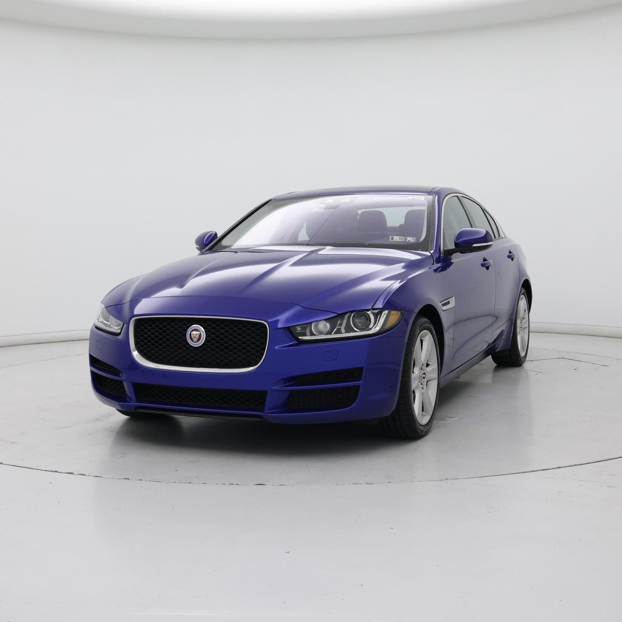 Thumbnail: 2018 Jaguar XE - 4