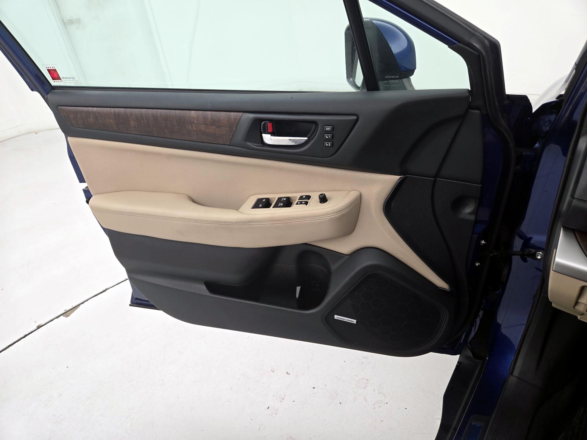 Thumbnail: 2016 Subaru Outback - 12