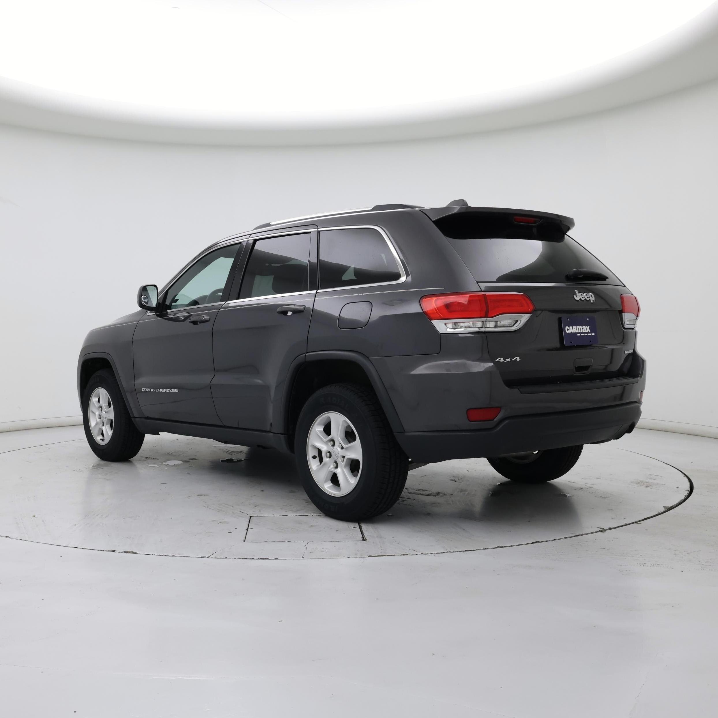 Thumbnail: 2015 Jeep Grand Cherokee - 2