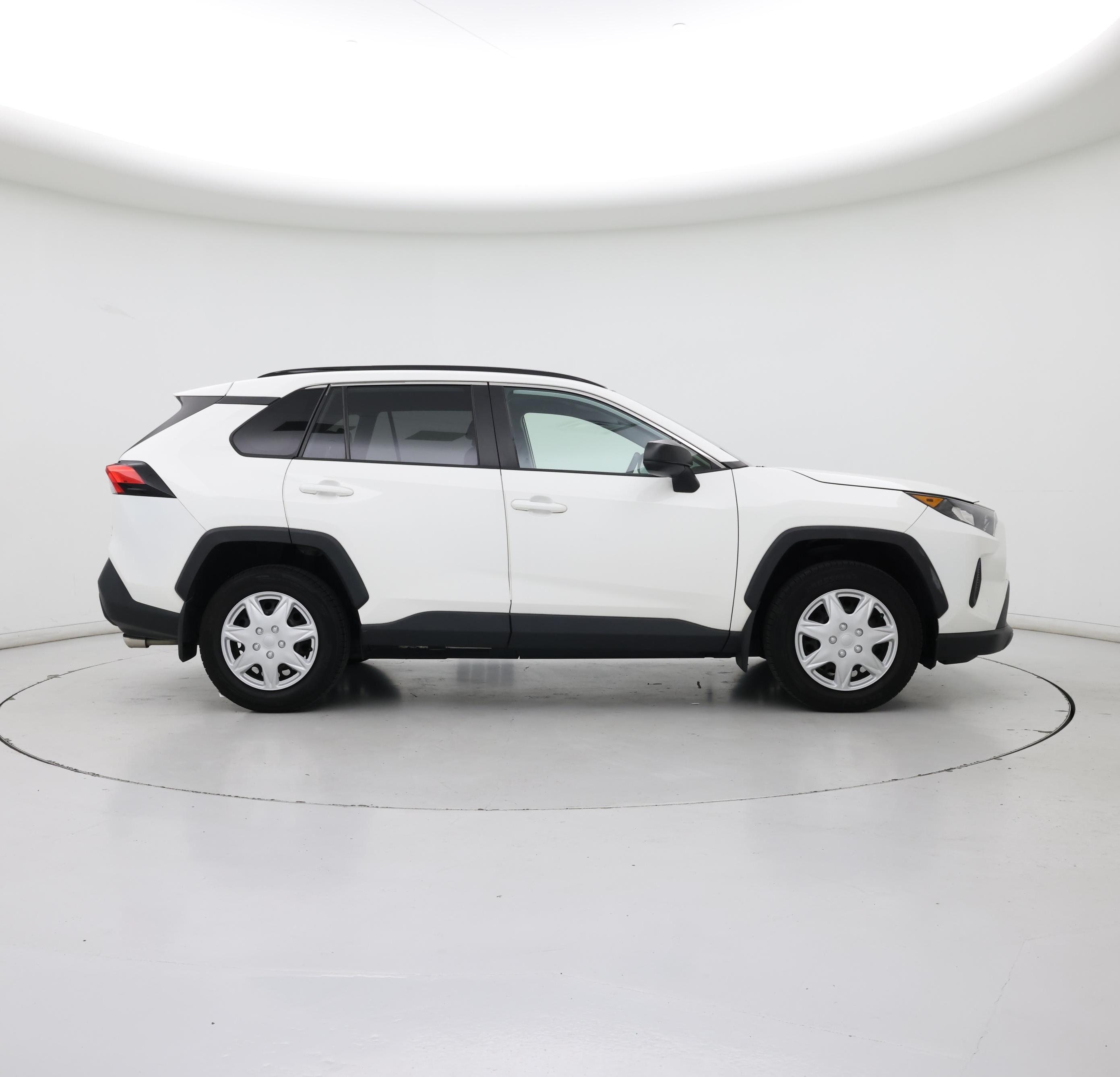 Thumbnail: 2019 Toyota RAV4 - 7