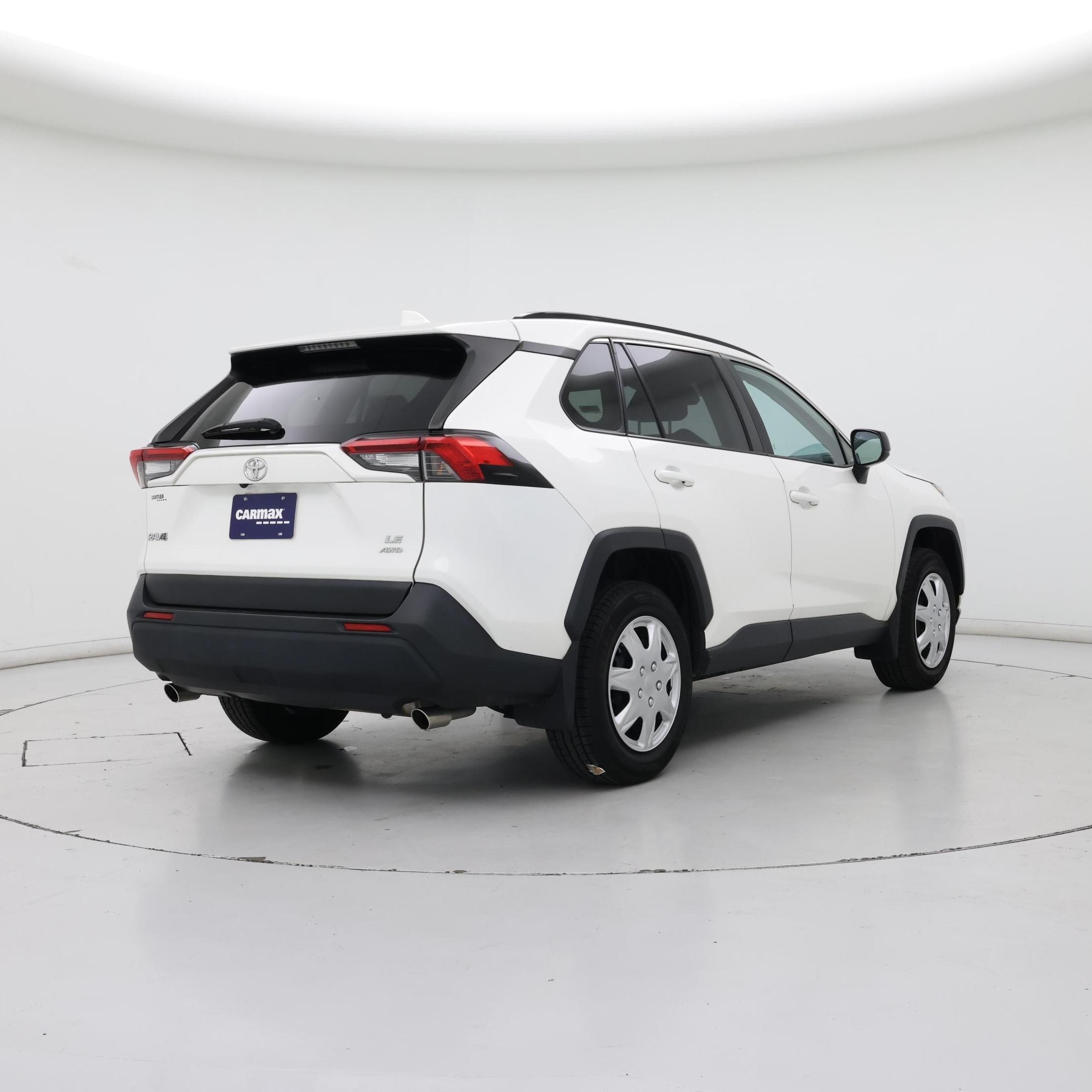 Thumbnail: 2019 Toyota RAV4 - 8