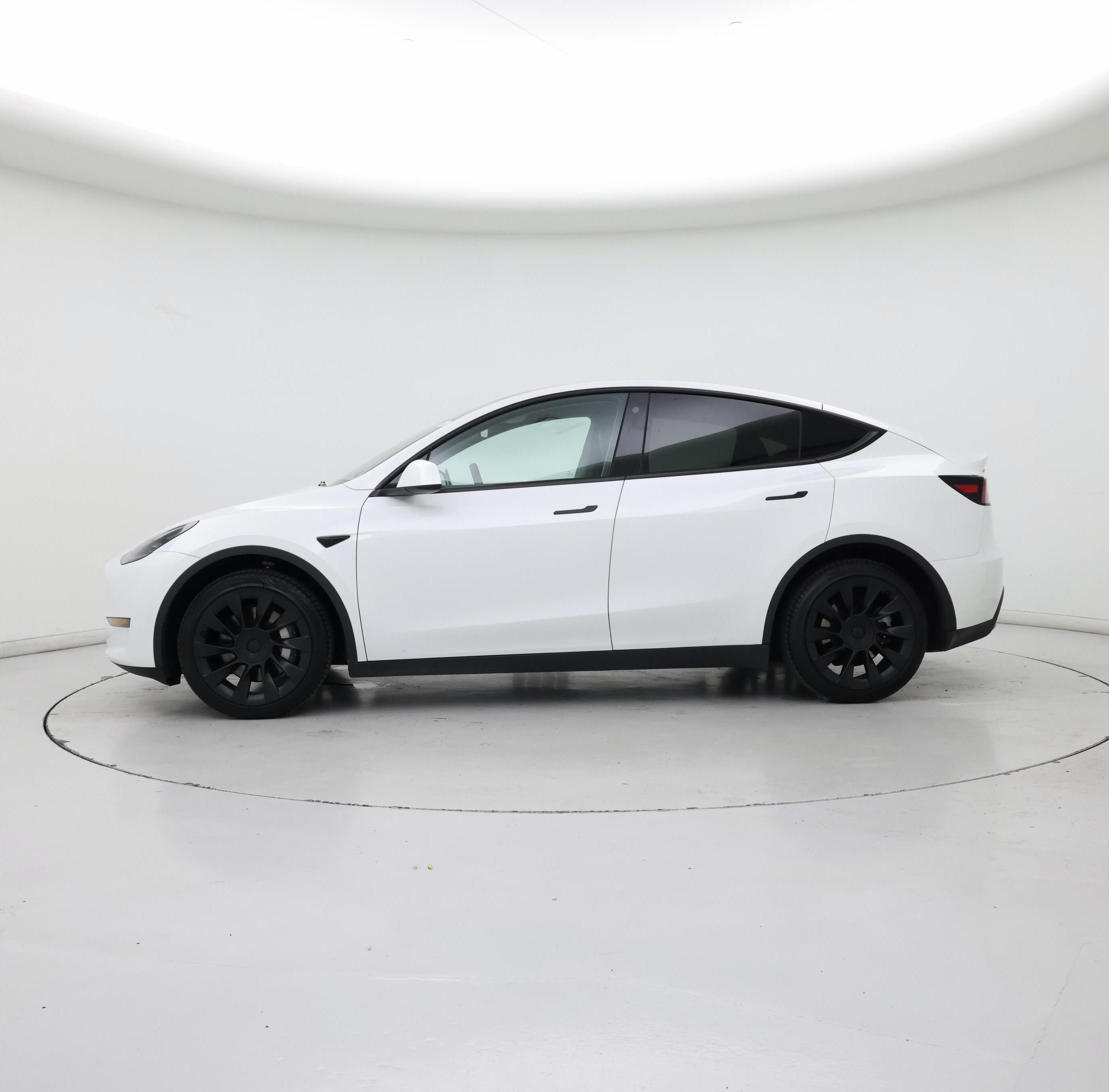 Thumbnail: 2023 Tesla Model Y - 3