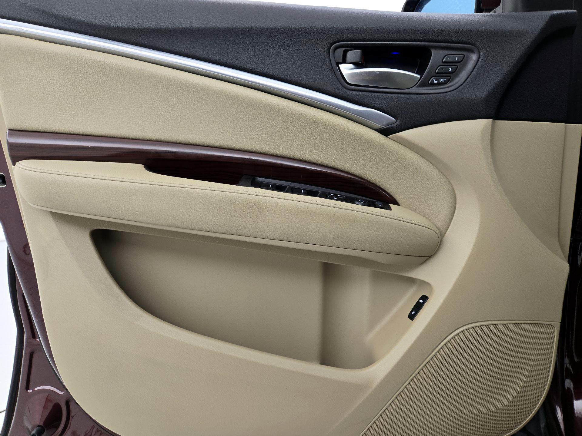 Thumbnail: 2015 Acura MDX - 12