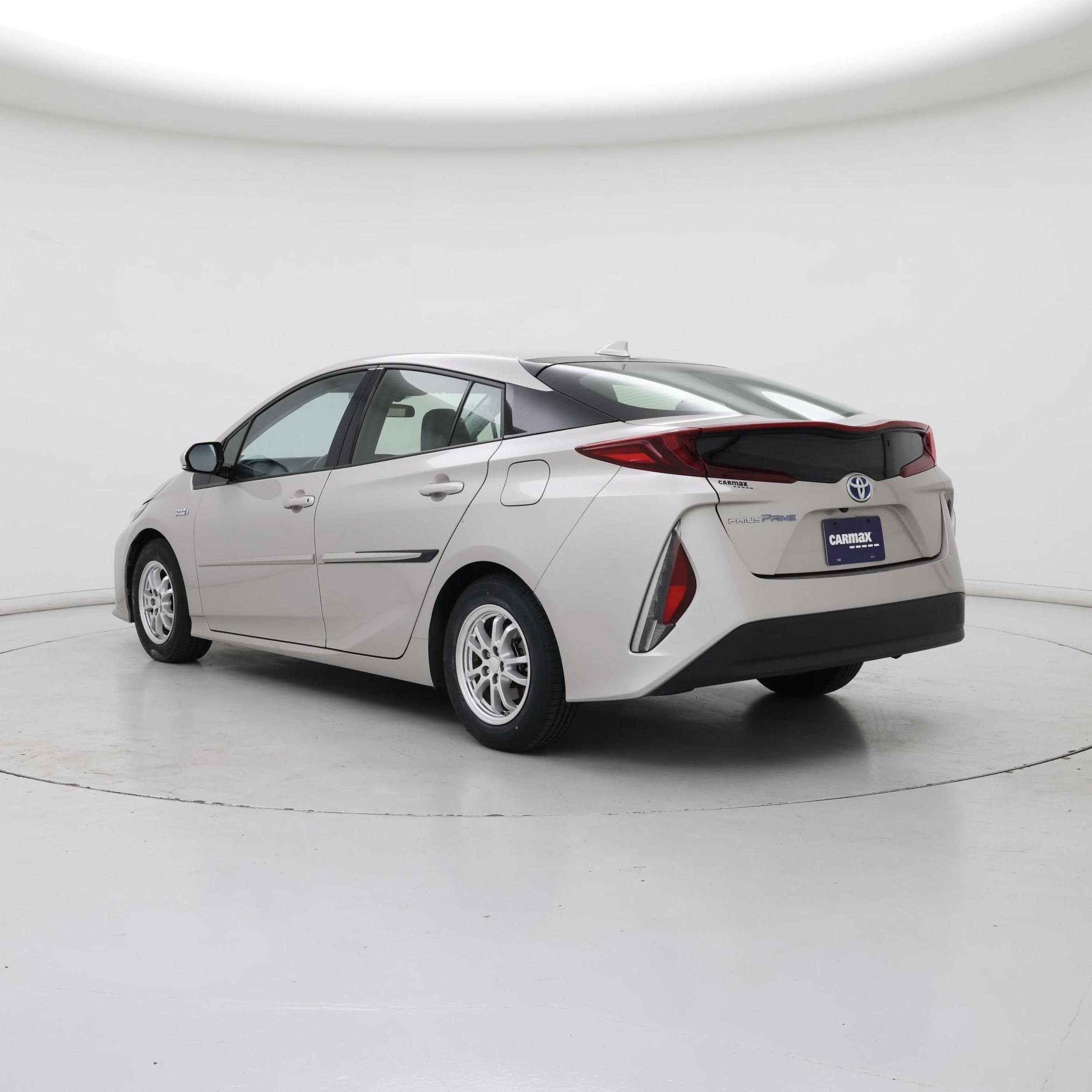 Thumbnail: 2017 Toyota Prius Prime - 2