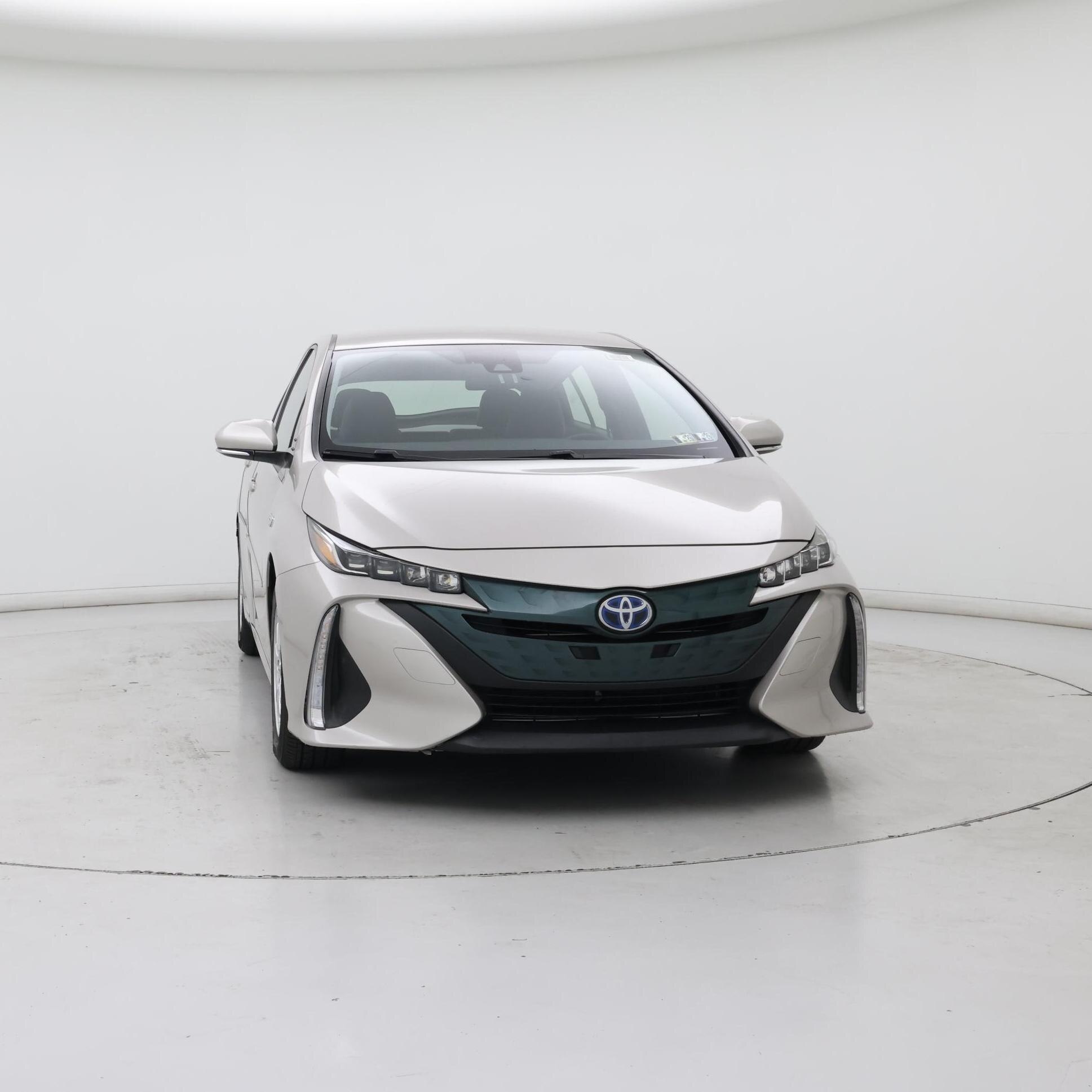 Thumbnail: 2017 Toyota Prius Prime - 5