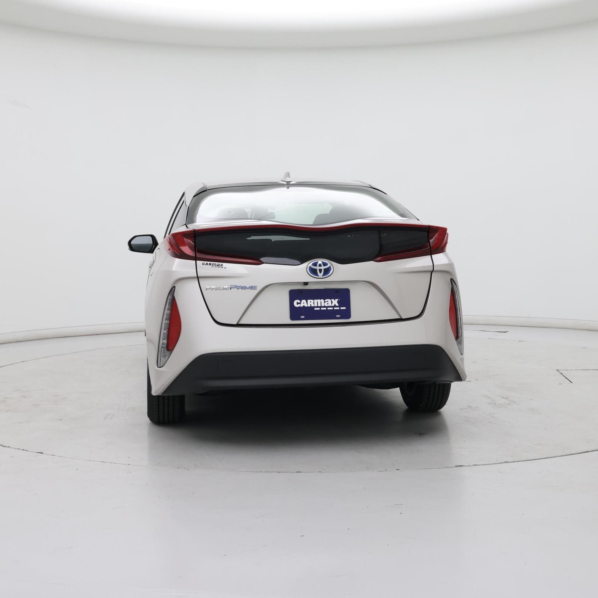 Thumbnail: 2017 Toyota Prius Prime - 6