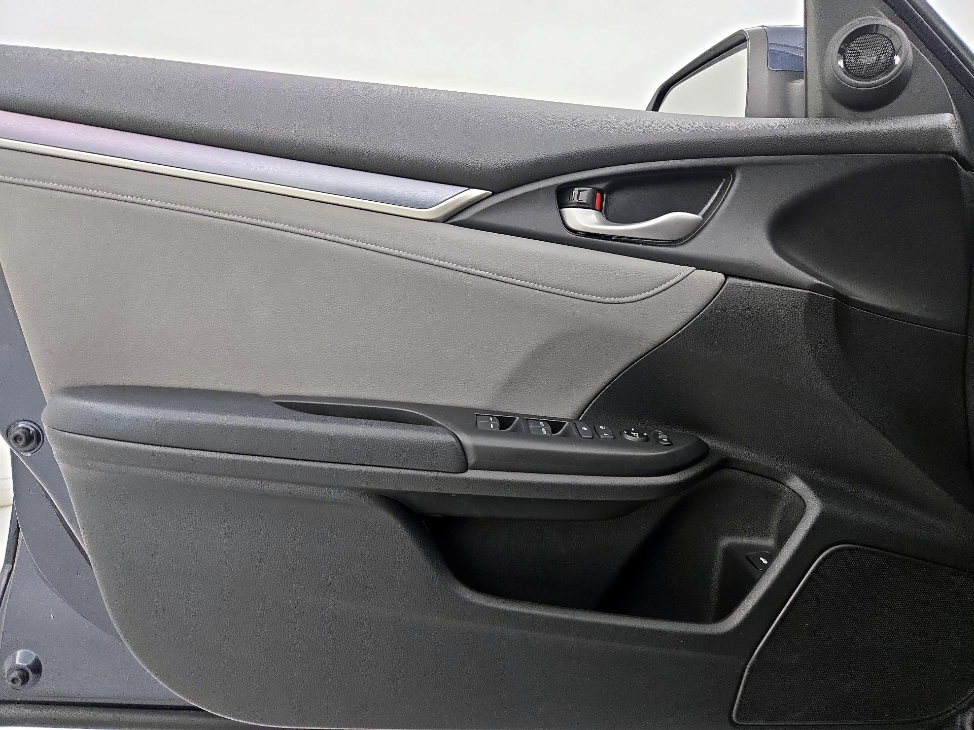 Thumbnail: 2018 Honda Civic - 12