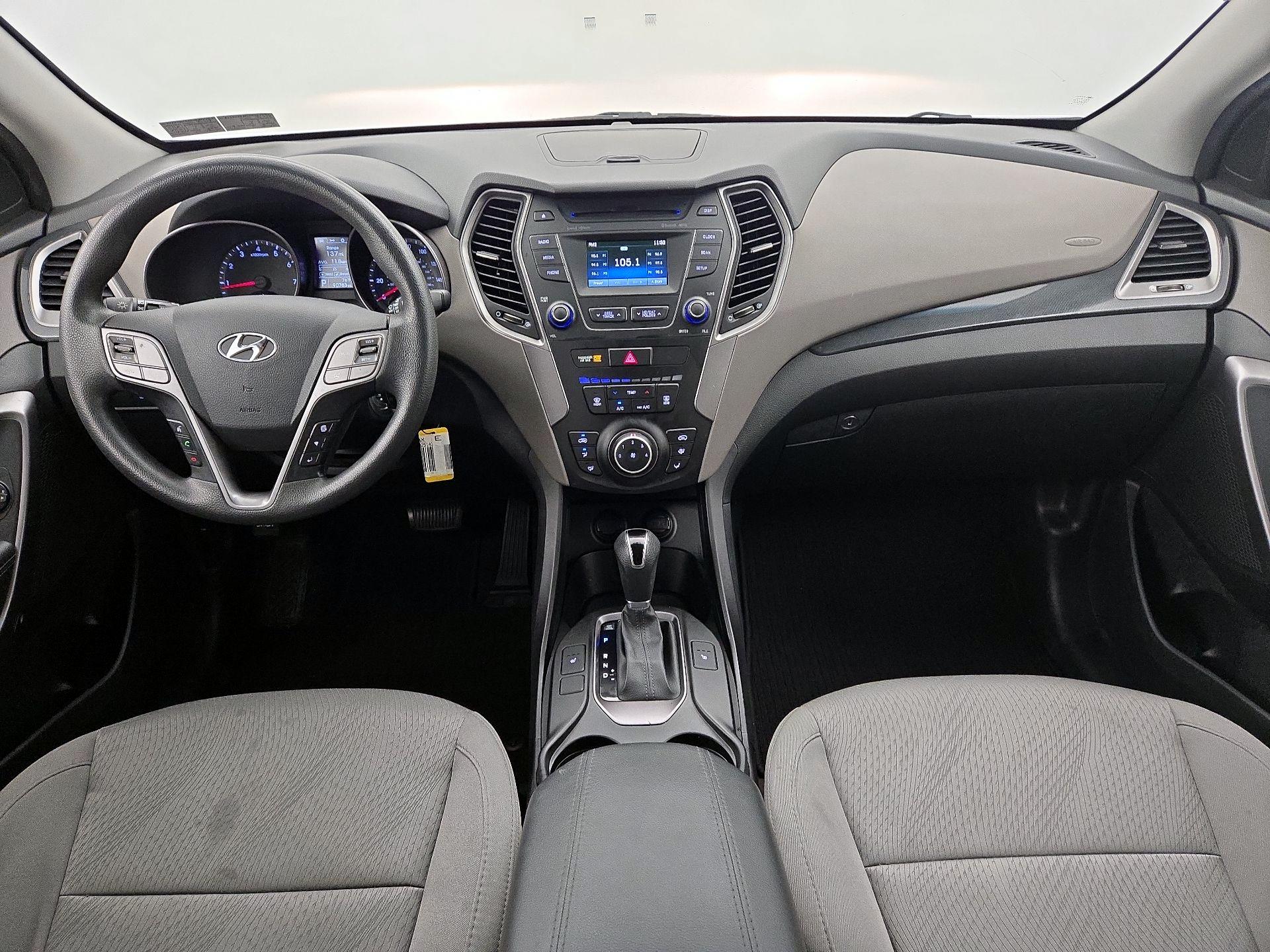 Thumbnail: 2016 Hyundai Santa Fe - 9