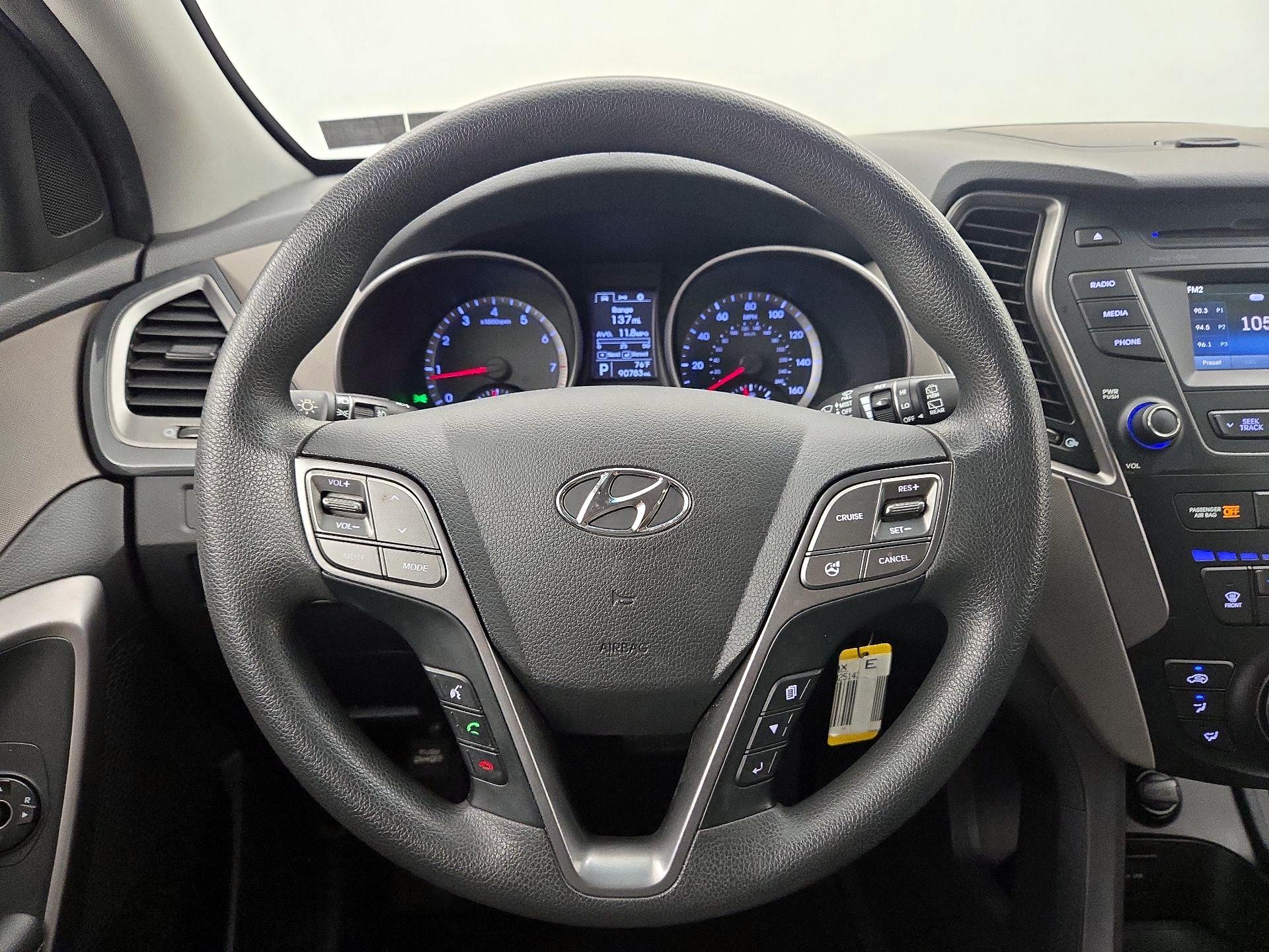 Thumbnail: 2016 Hyundai Santa Fe - 10