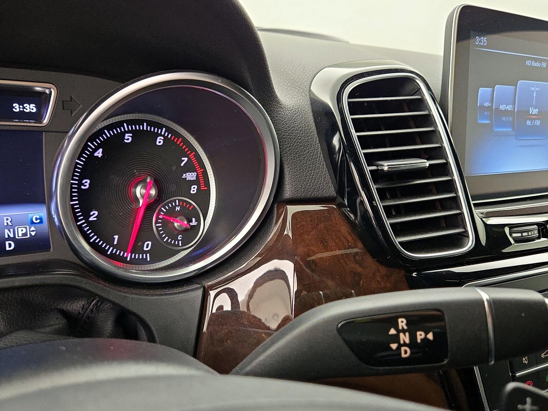Thumbnail: 2018 Mercedes-Benz GLE - 18
