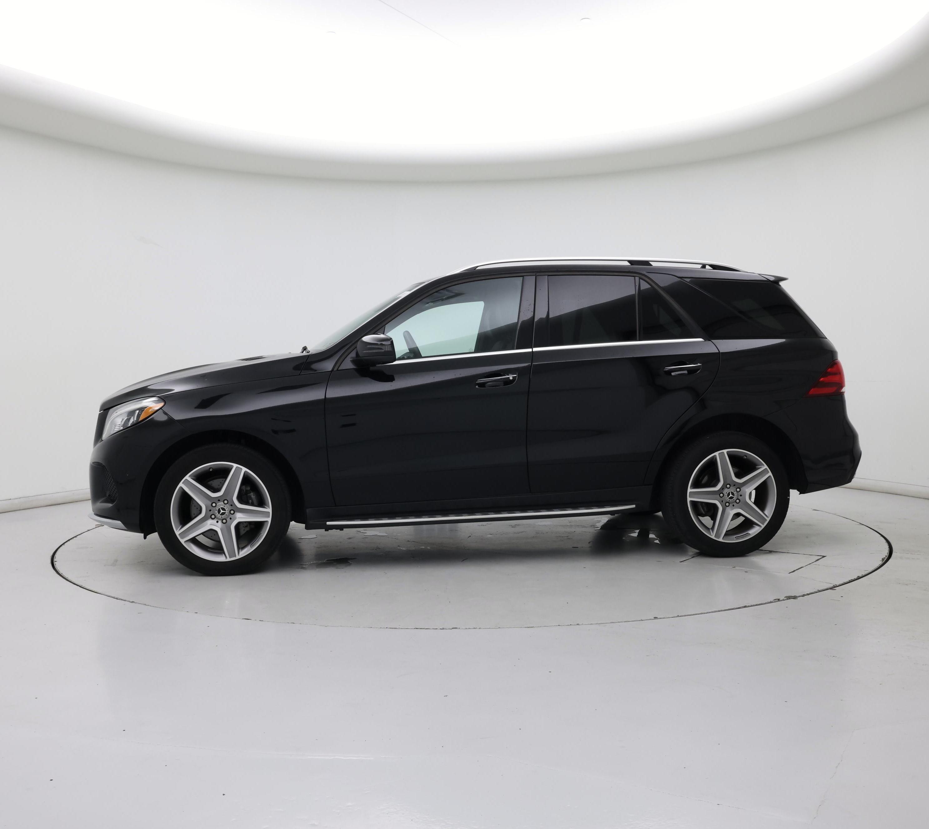 Thumbnail: 2018 Mercedes-Benz GLE - 3