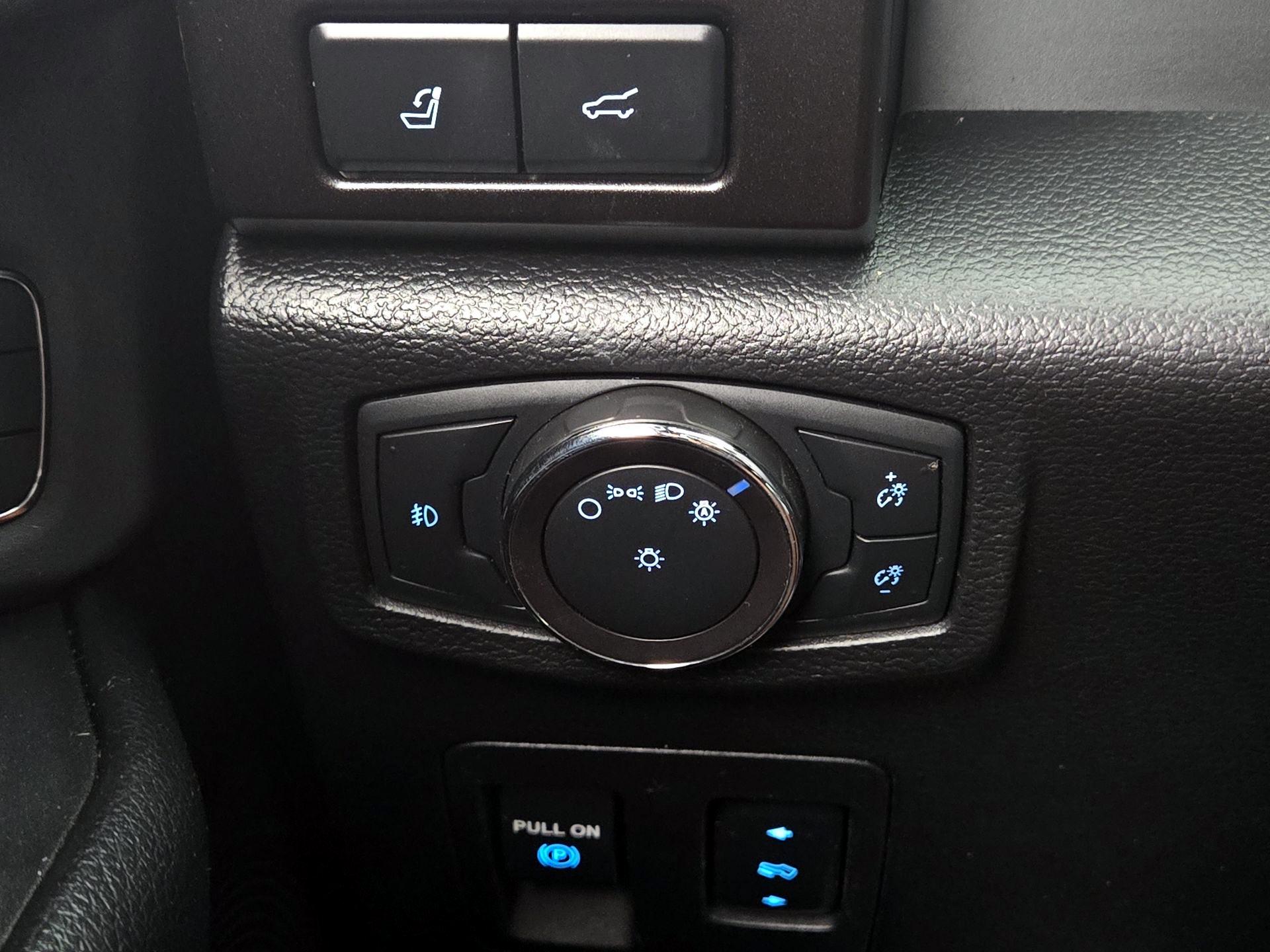 Thumbnail: 2019 Ford Expedition - 13