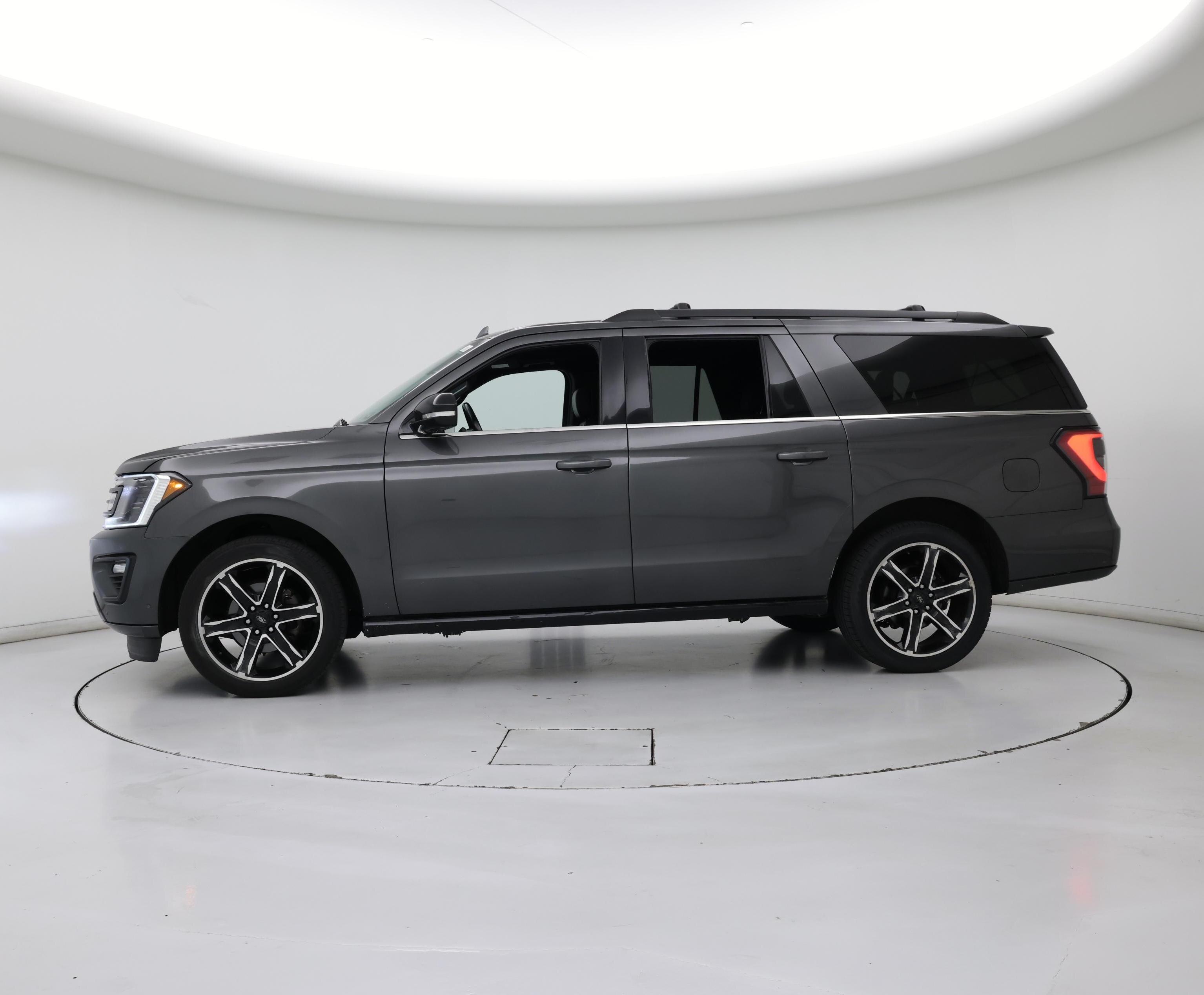 Thumbnail: 2019 Ford Expedition - 3